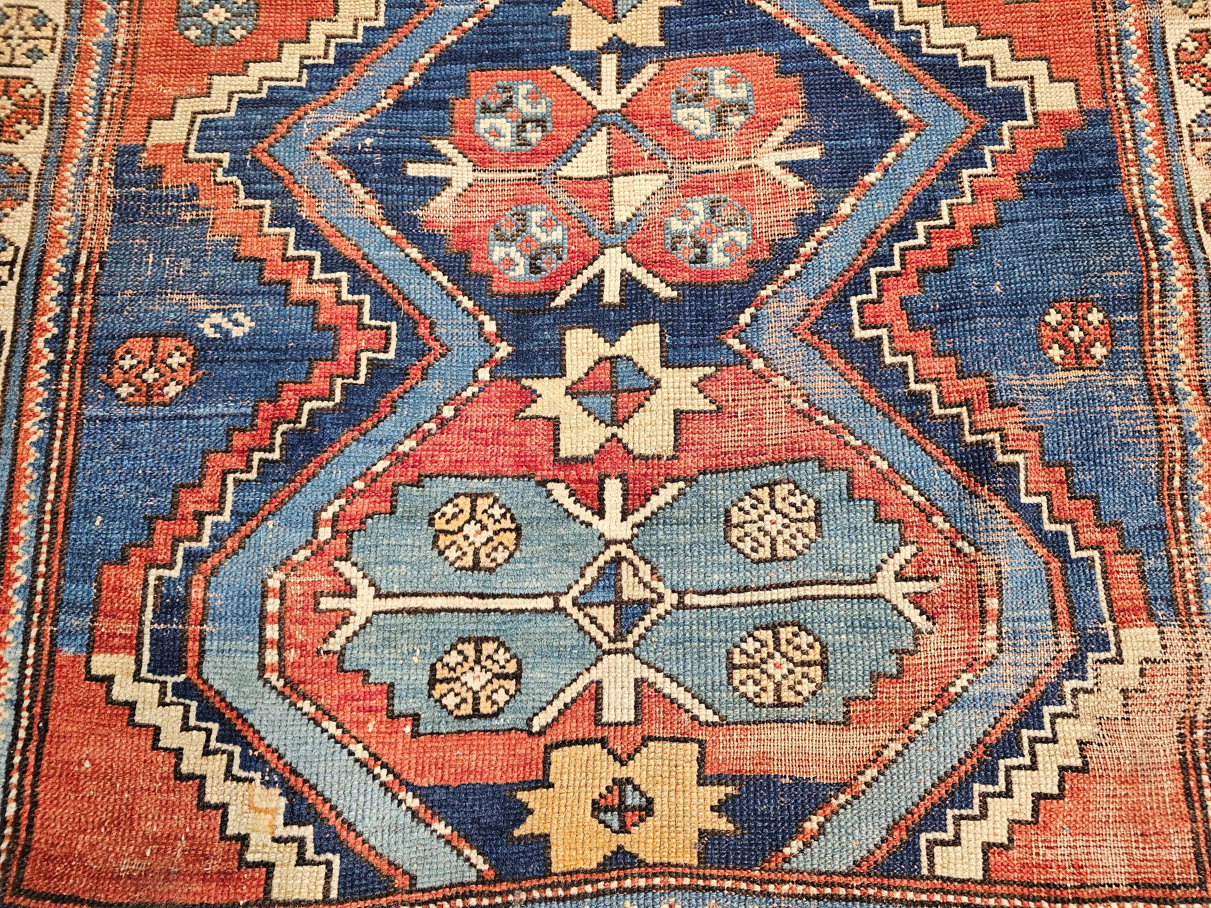 Persischer Kurdischer Stammes-Teppich/Wide-Läufer in geometrischem Muster, Vintage (Wolle) im Angebot