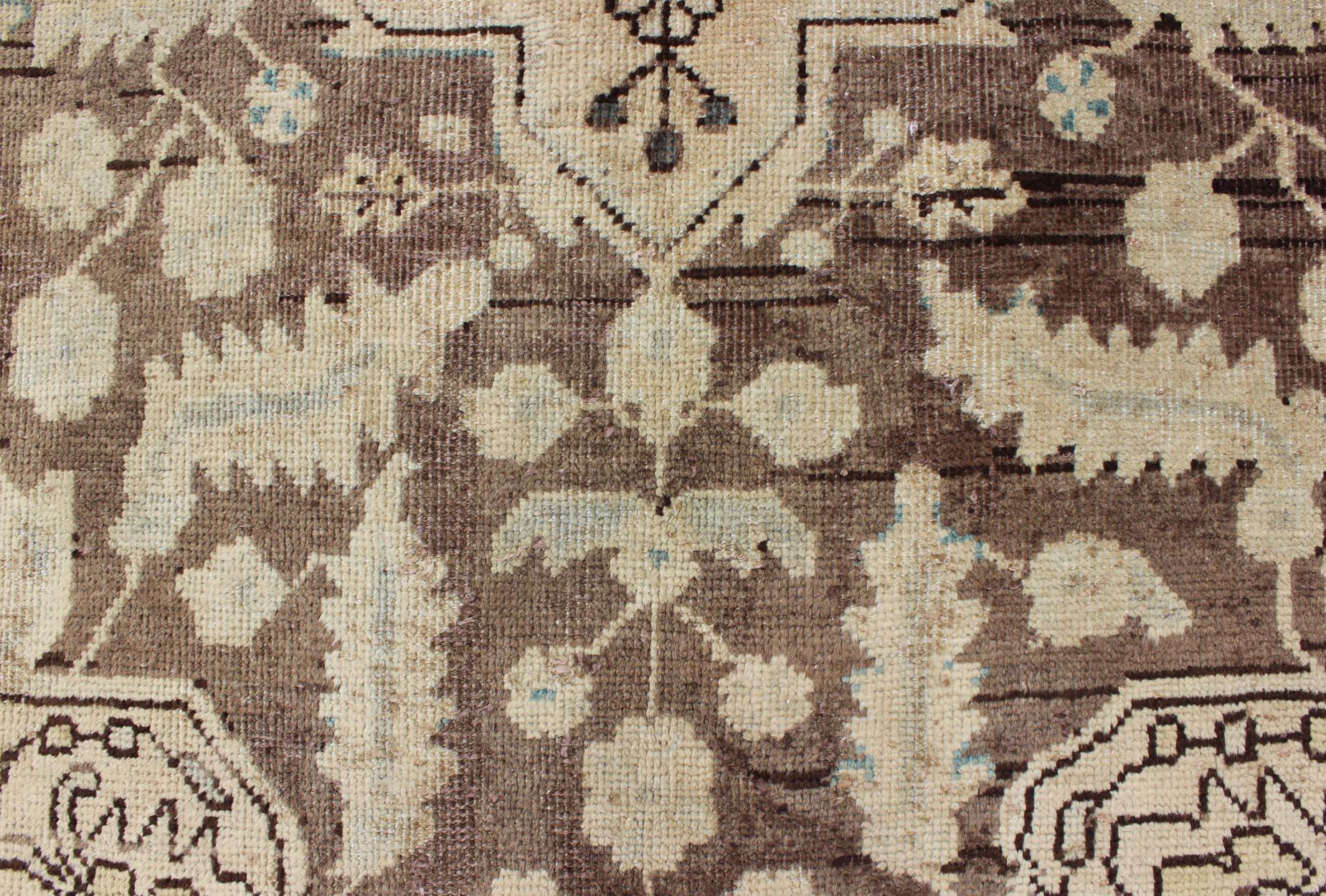 Semi antiker persischer Lilihan-Teppich in Braun und Erdfarben im Angebot 2