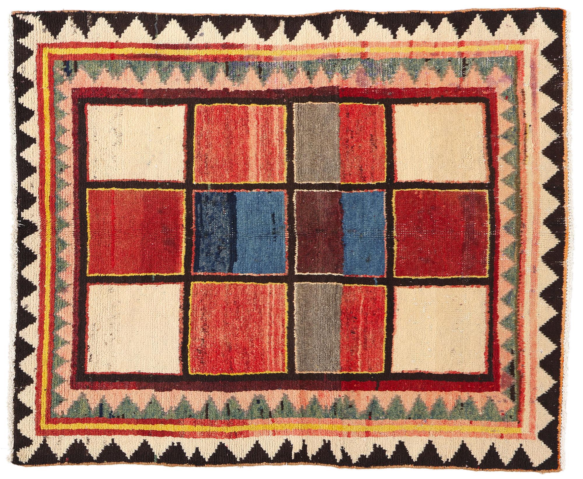 Persischer Lori-Schachbrett-Teppich im Vintage-Stil im Angebot 3