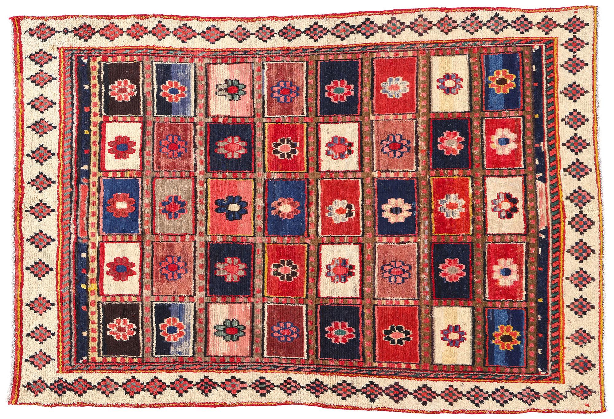 Persischer Lori-Schachbrett-Teppich im Vintage-Stil im Angebot 3