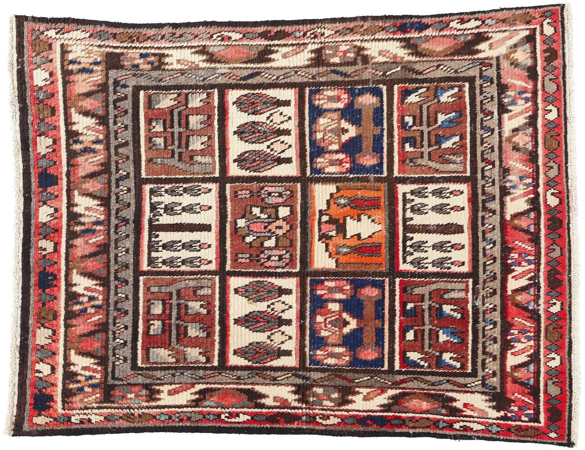 Persischer Lori-Schachbrett-Teppich im Vintage-Stil im Angebot 1