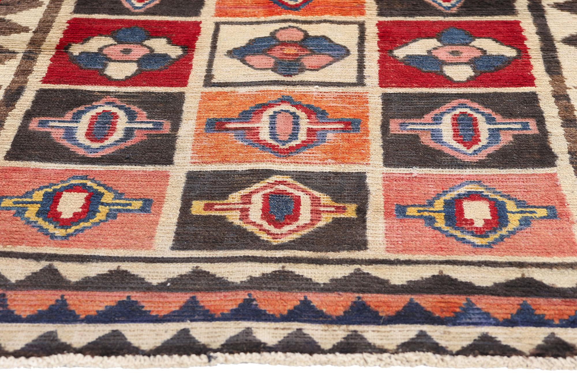Persischer Lori-Schachbrett-Teppich im Vintage-Stil (Handgeknüpft) im Angebot