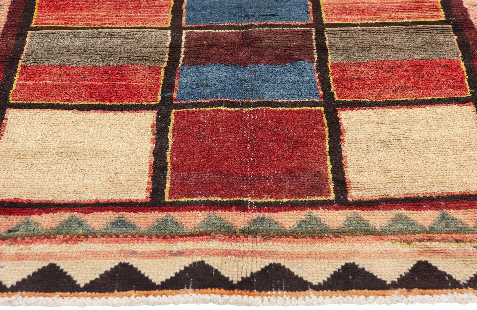 Persischer Lori-Schachbrett-Teppich im Vintage-Stil (Handgeknüpft) im Angebot