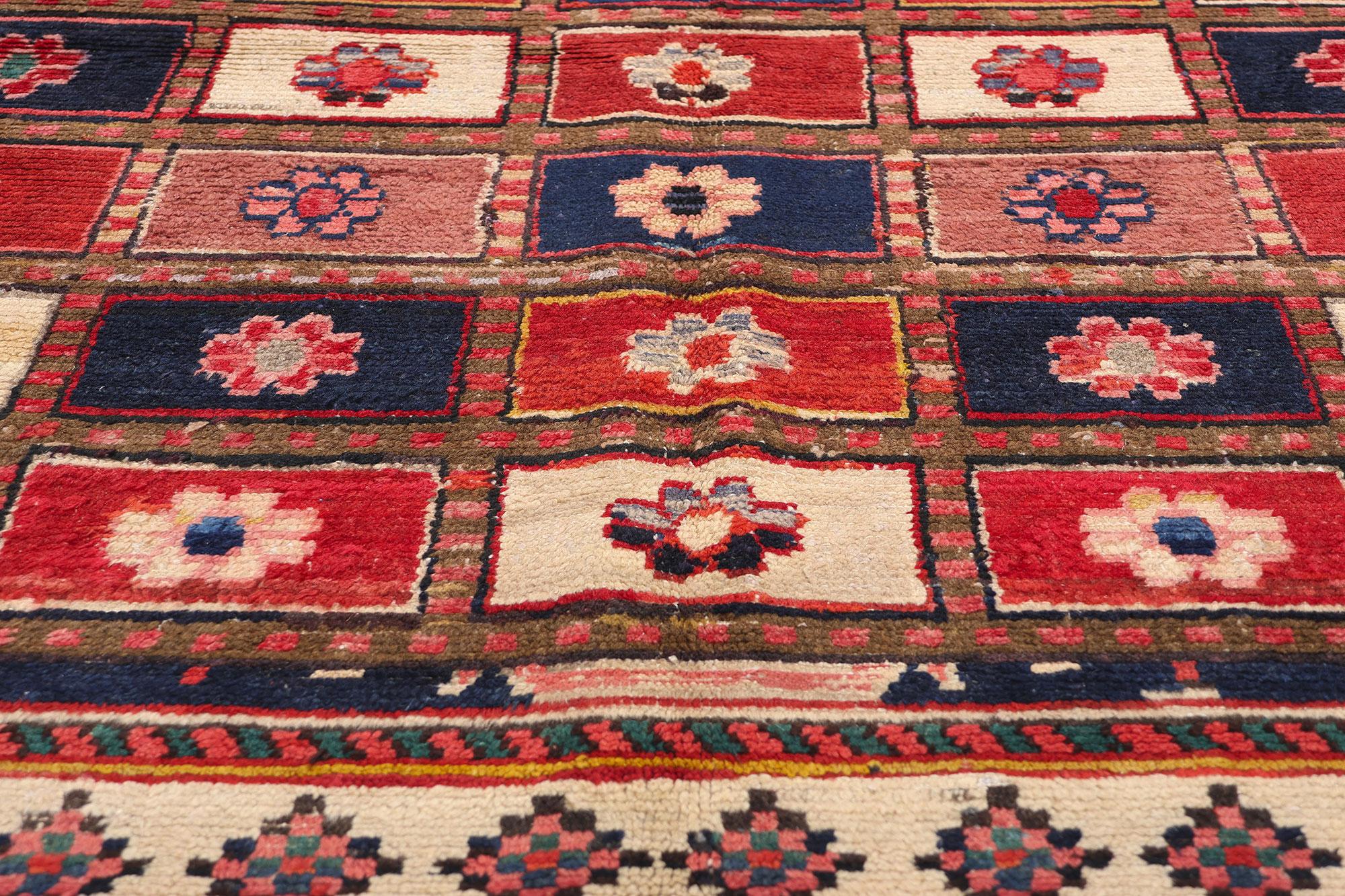 Persischer Lori-Schachbrett-Teppich im Vintage-Stil im Zustand „Gut“ im Angebot in Dallas, TX