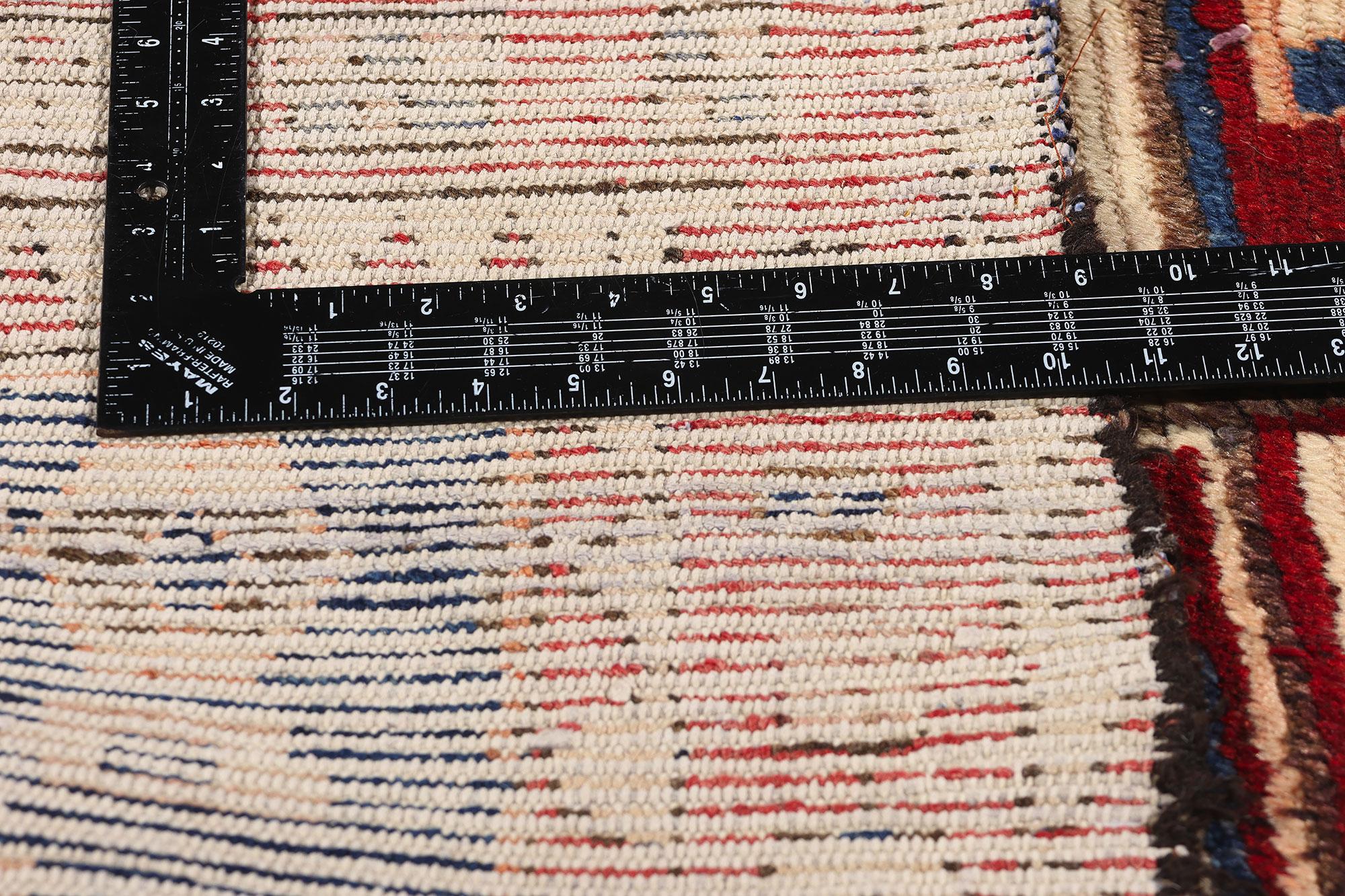 Persischer Lori-Schachbrett-Teppich im Vintage-Stil (20. Jahrhundert) im Angebot