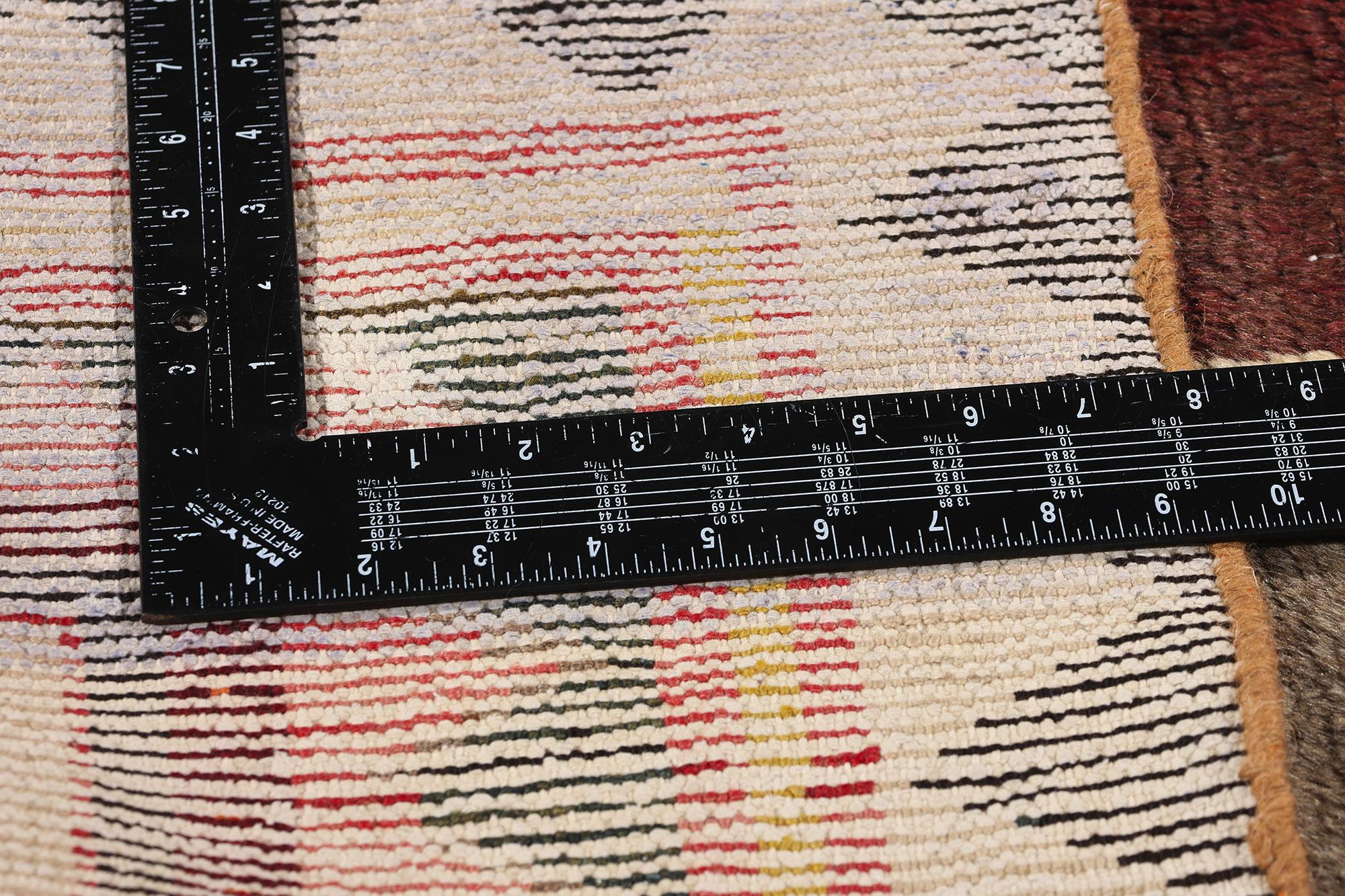 Persischer Lori-Schachbrett-Teppich im Vintage-Stil (20. Jahrhundert) im Angebot
