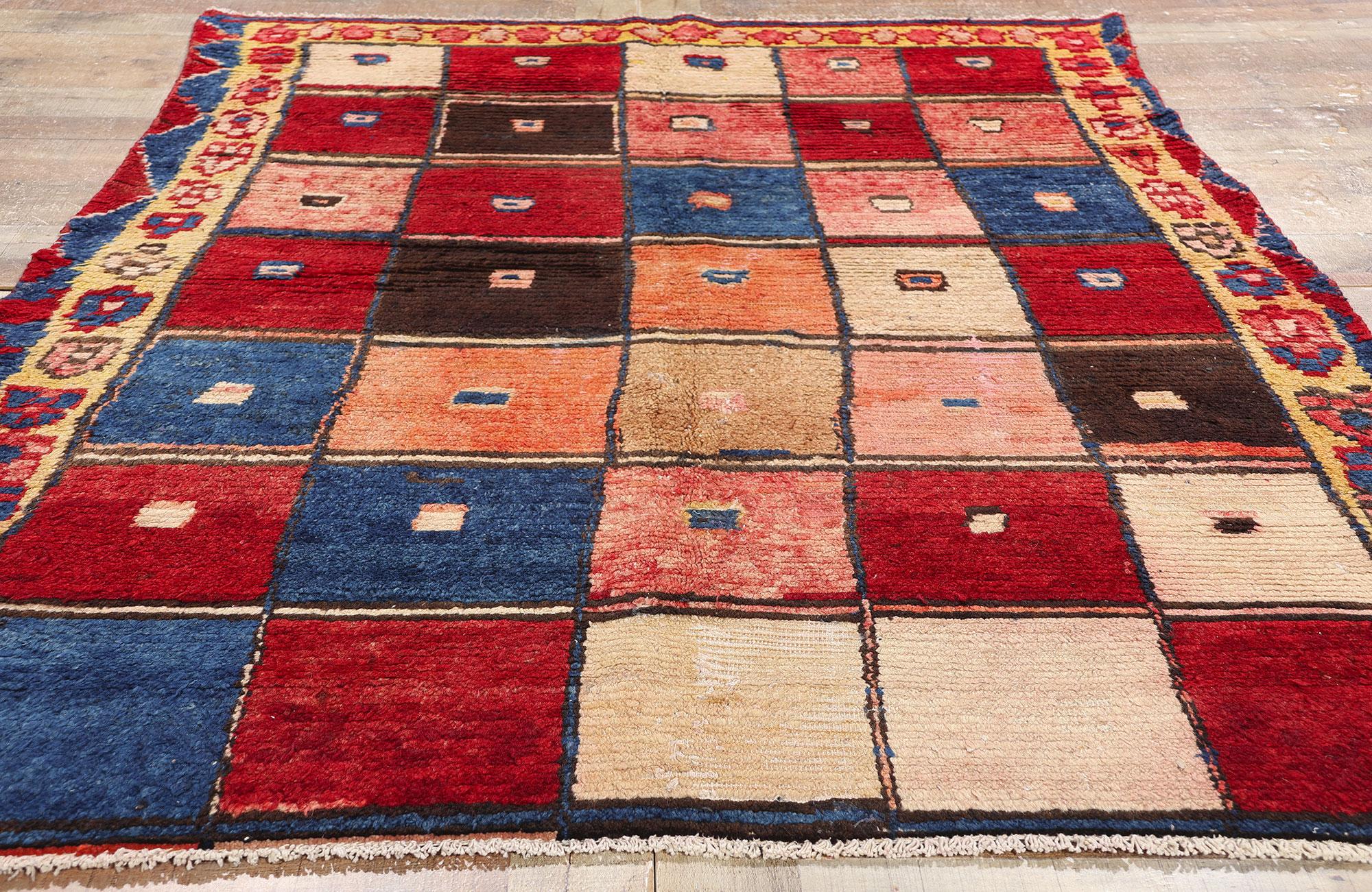 Persischer Lori-Schachbrett-Teppich im Vintage-Stil (Wolle) im Angebot