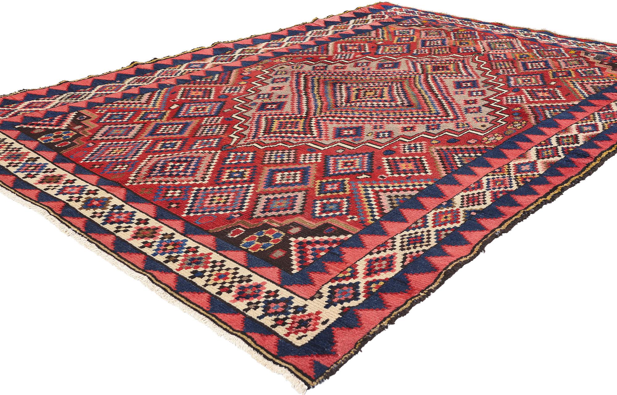 78856 Vintage Persian Lori Rug, 05'06 x 08'02. Dieser exquisite, handgeknüpfte Lori-Teppich aus Wolle im Vintage-Stil ist ein visuelles Meisterwerk voller traditioneller Symbole und lebendiger Farbtöne. Die Komposition zeichnet sich durch ein großes