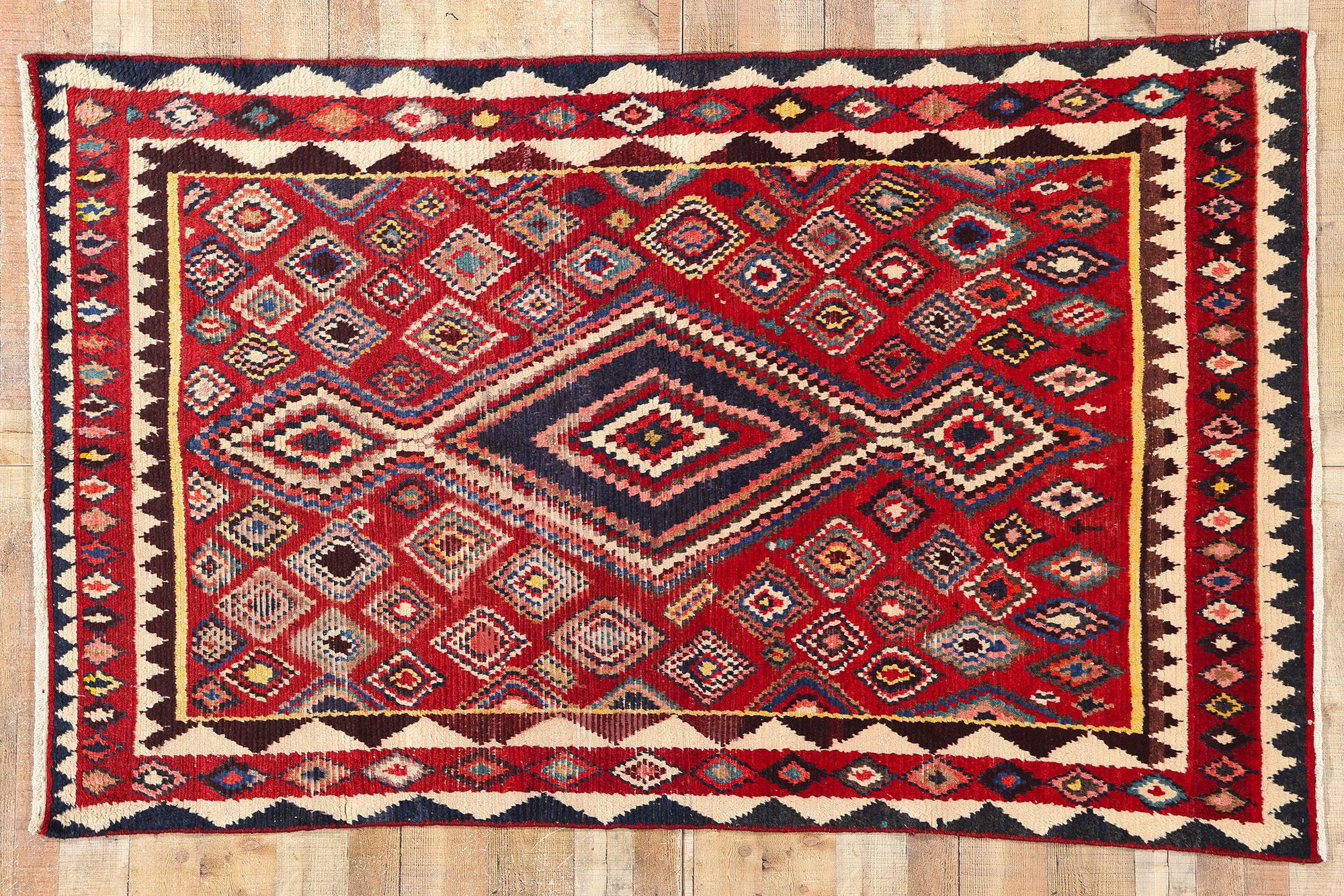 Tappeto persiano vintage Lori Diamond in vendita 1