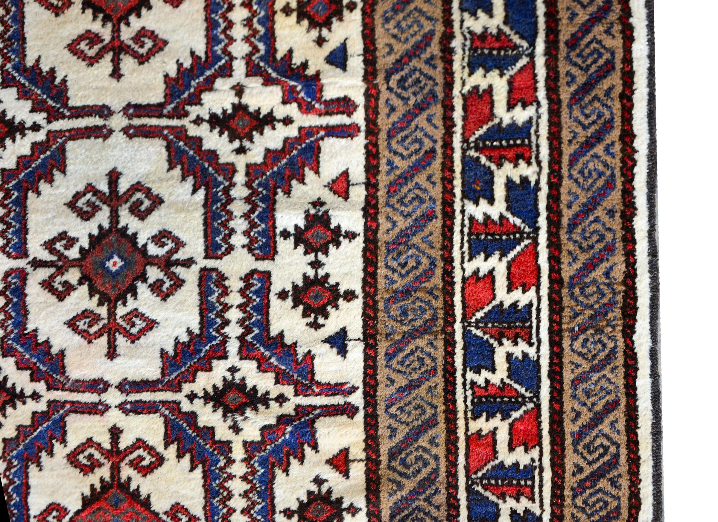 Tappeto persiano vintage Lori in vendita 1