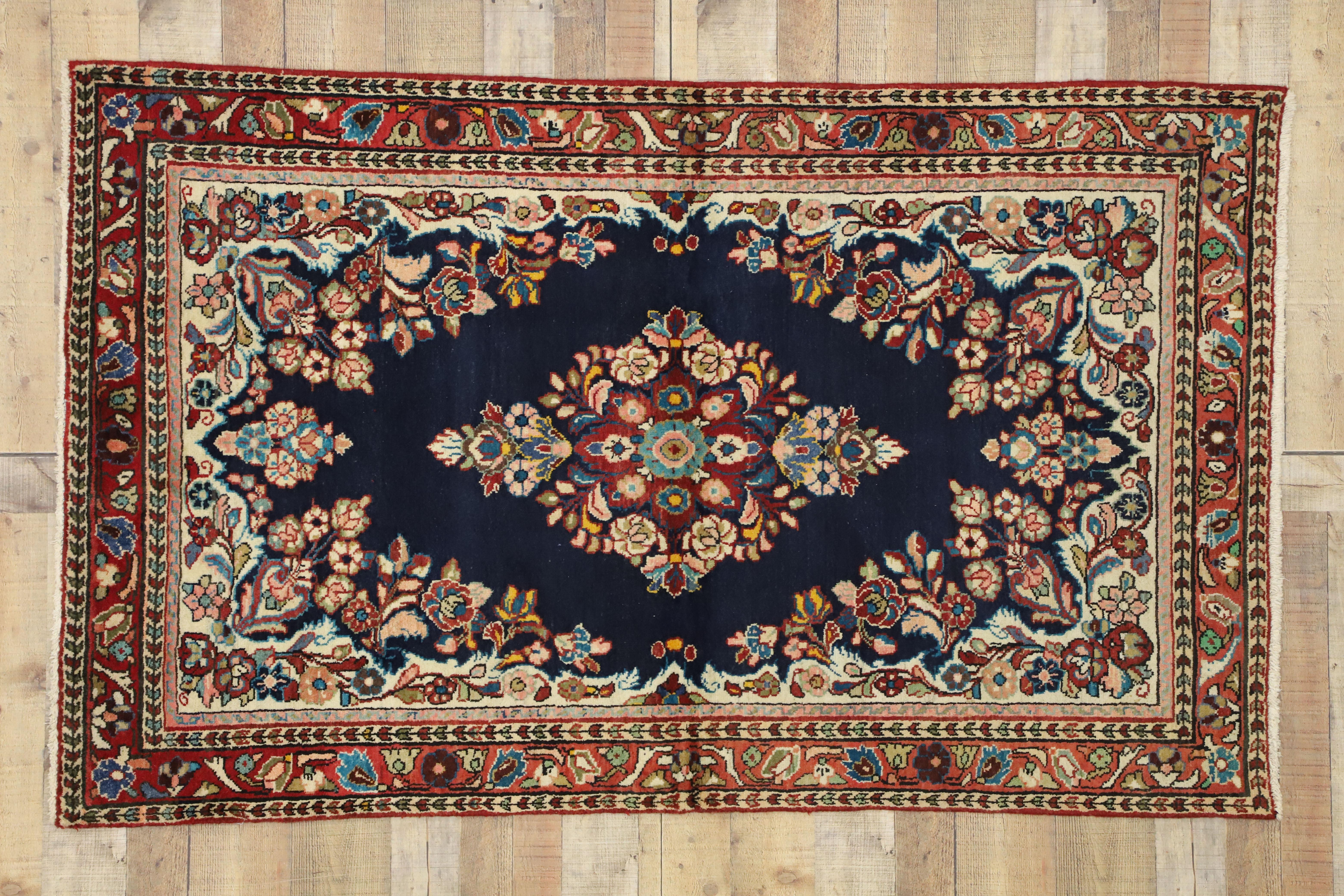 Vintage Persian Mahal Accent Rug with English Country Cottage Style In Good Condition For Sale In Dallas, TX