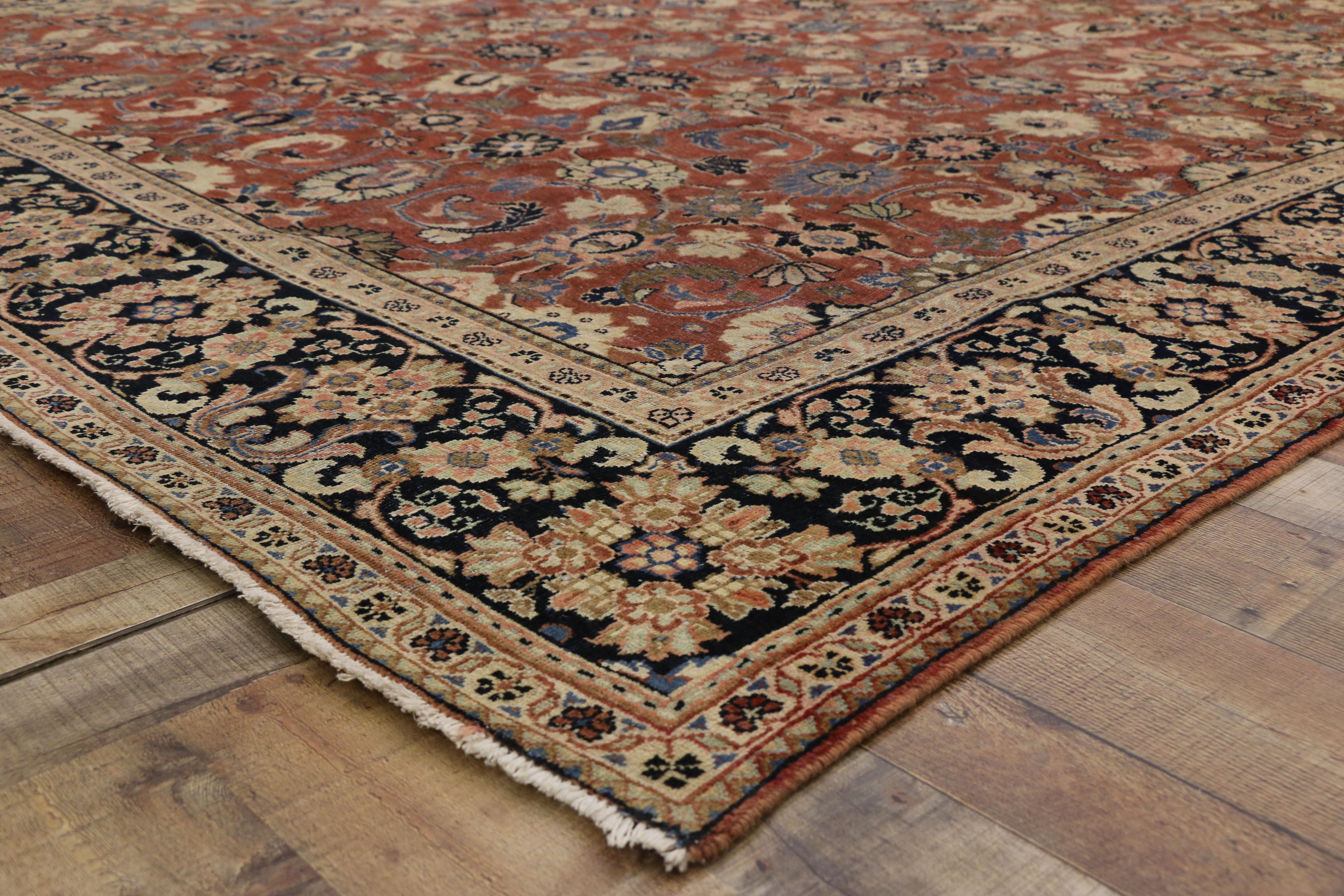 Hand-Knotted Vintage Persian Mahal Area Rug with Traditional Colonial and Federal Style For Sale