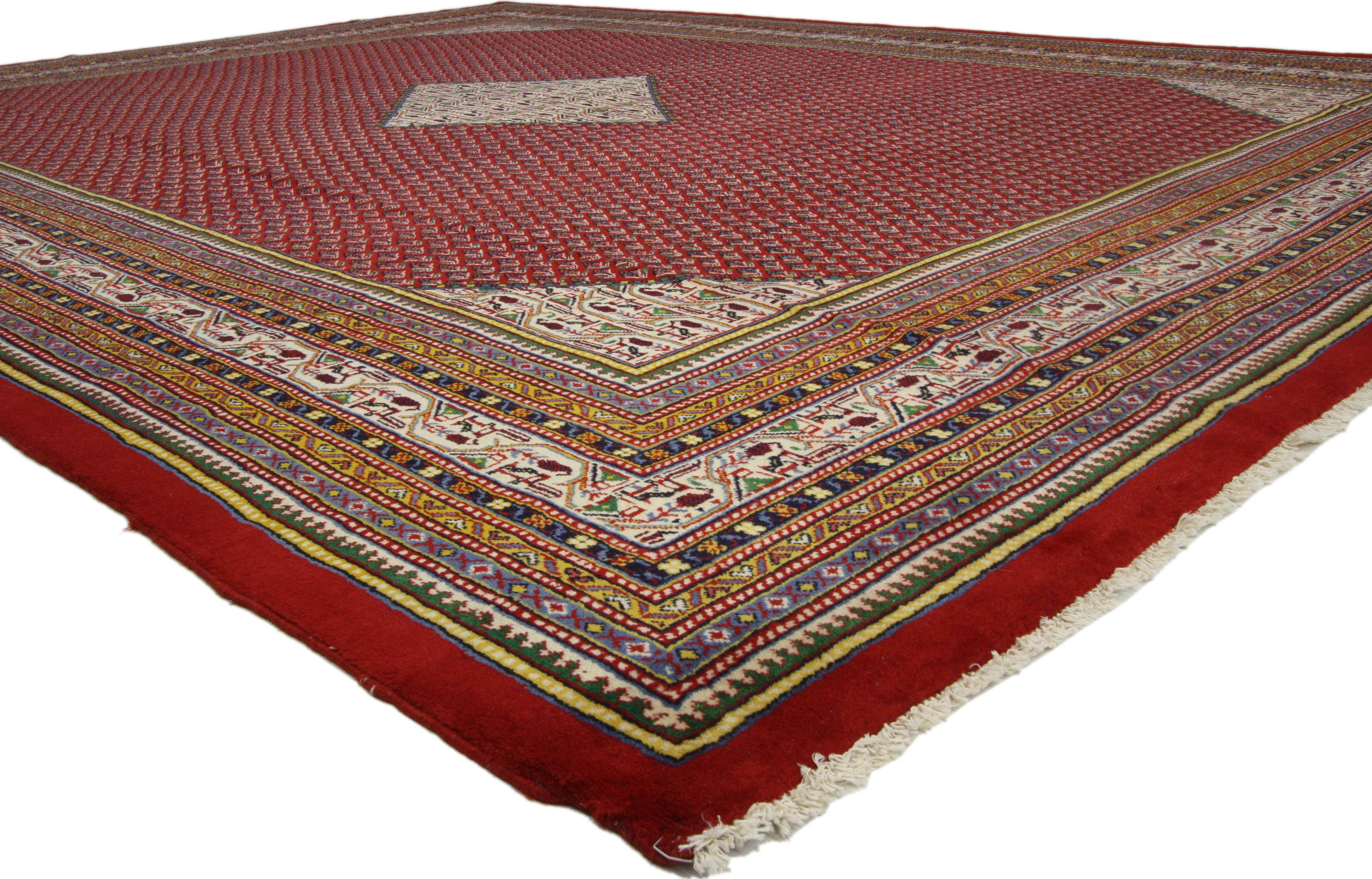 Modern Vintage Persian Mahal Area Rug with Traditional Style For Sale