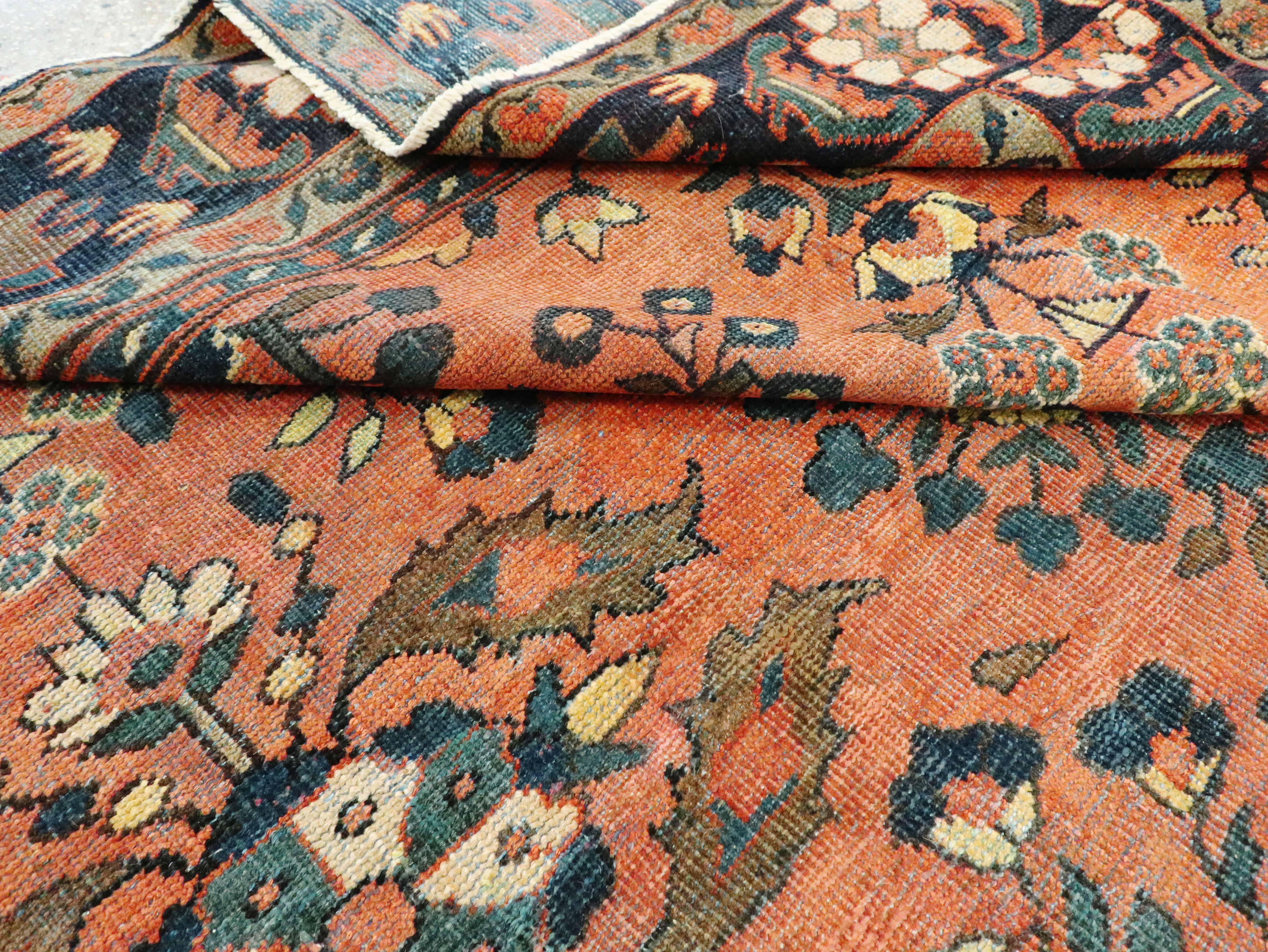 Vintage Persian Mahal Carpet 4