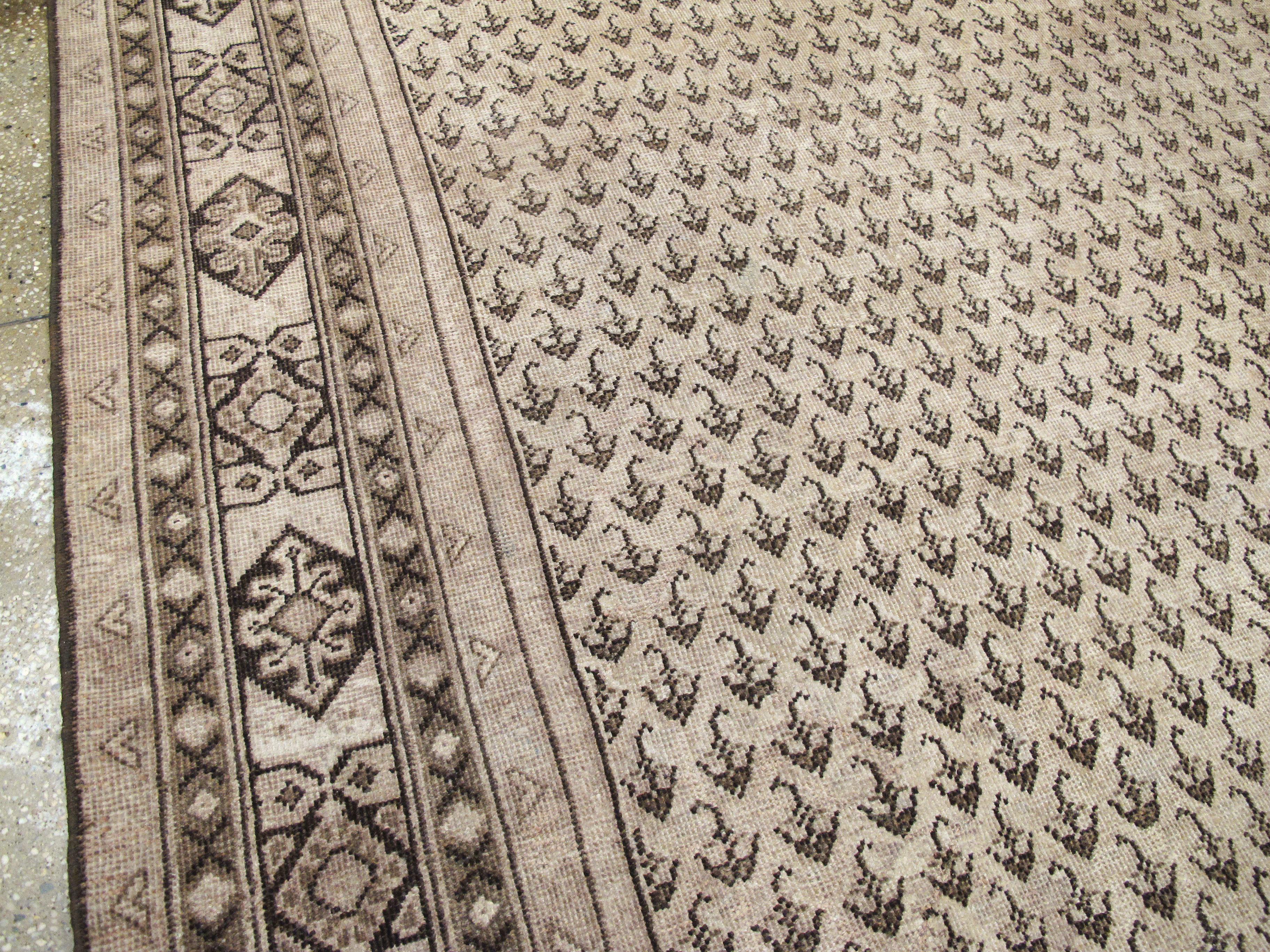 Wool Vintage Persian Mahal Carpet For Sale