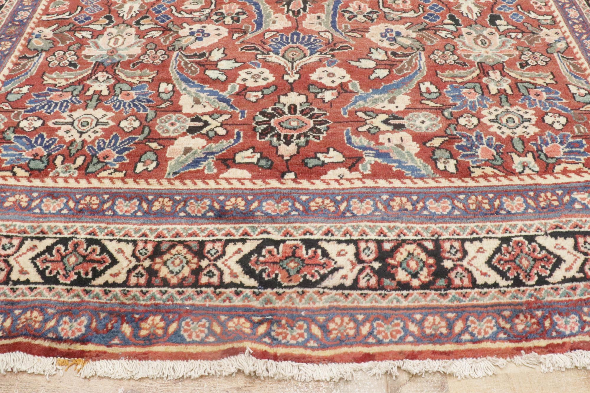 1960's Persian Mahal Rug with Traditional Style For Sale 3