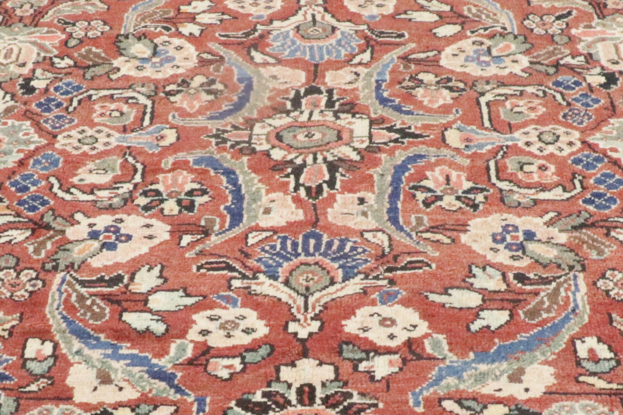 1960's Persian Mahal Rug with Traditional Style For Sale 5