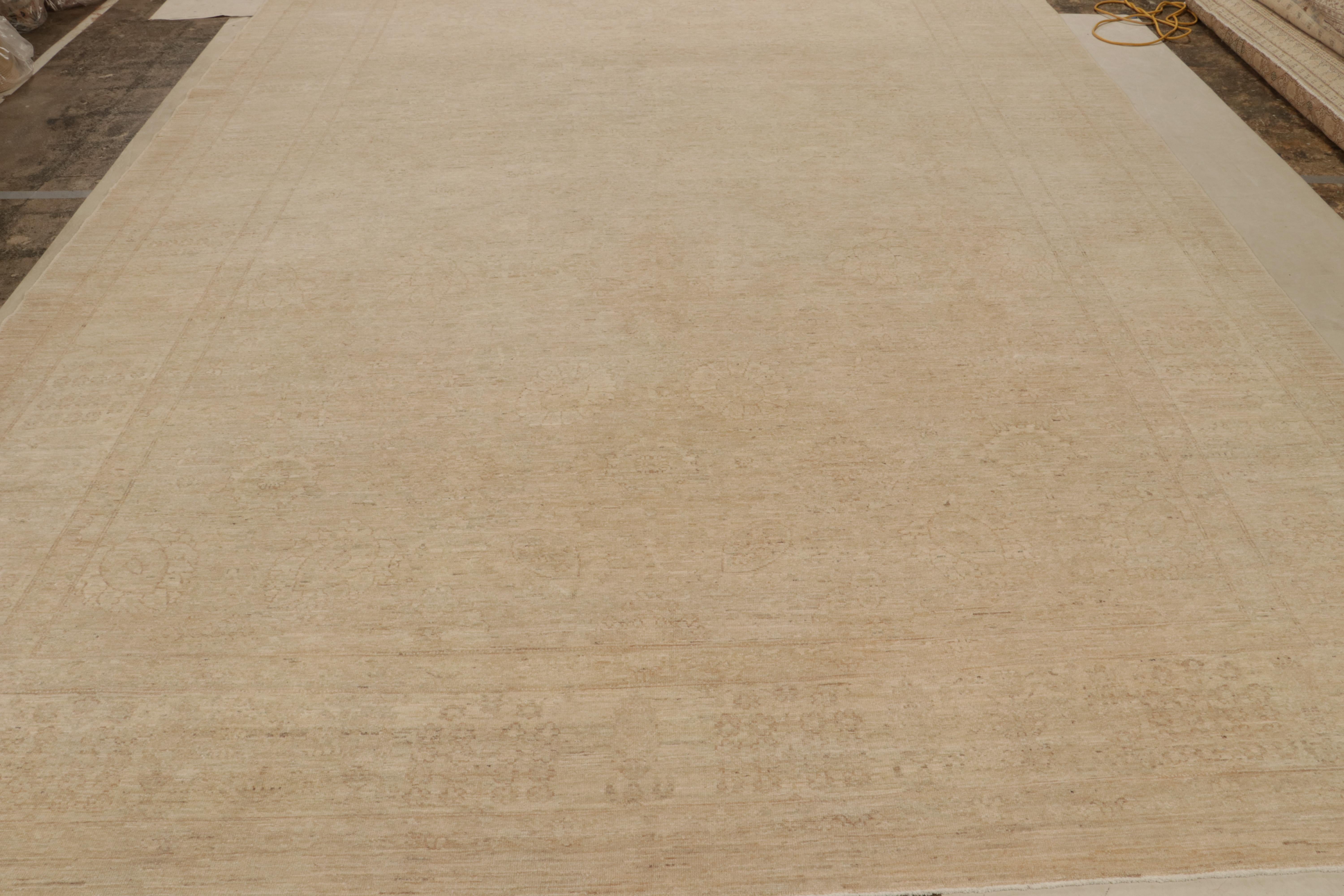 Pakistani Vintage Persian Mahal Rug in Beige, With Floral Patterns, From Rug & Kilim For Sale