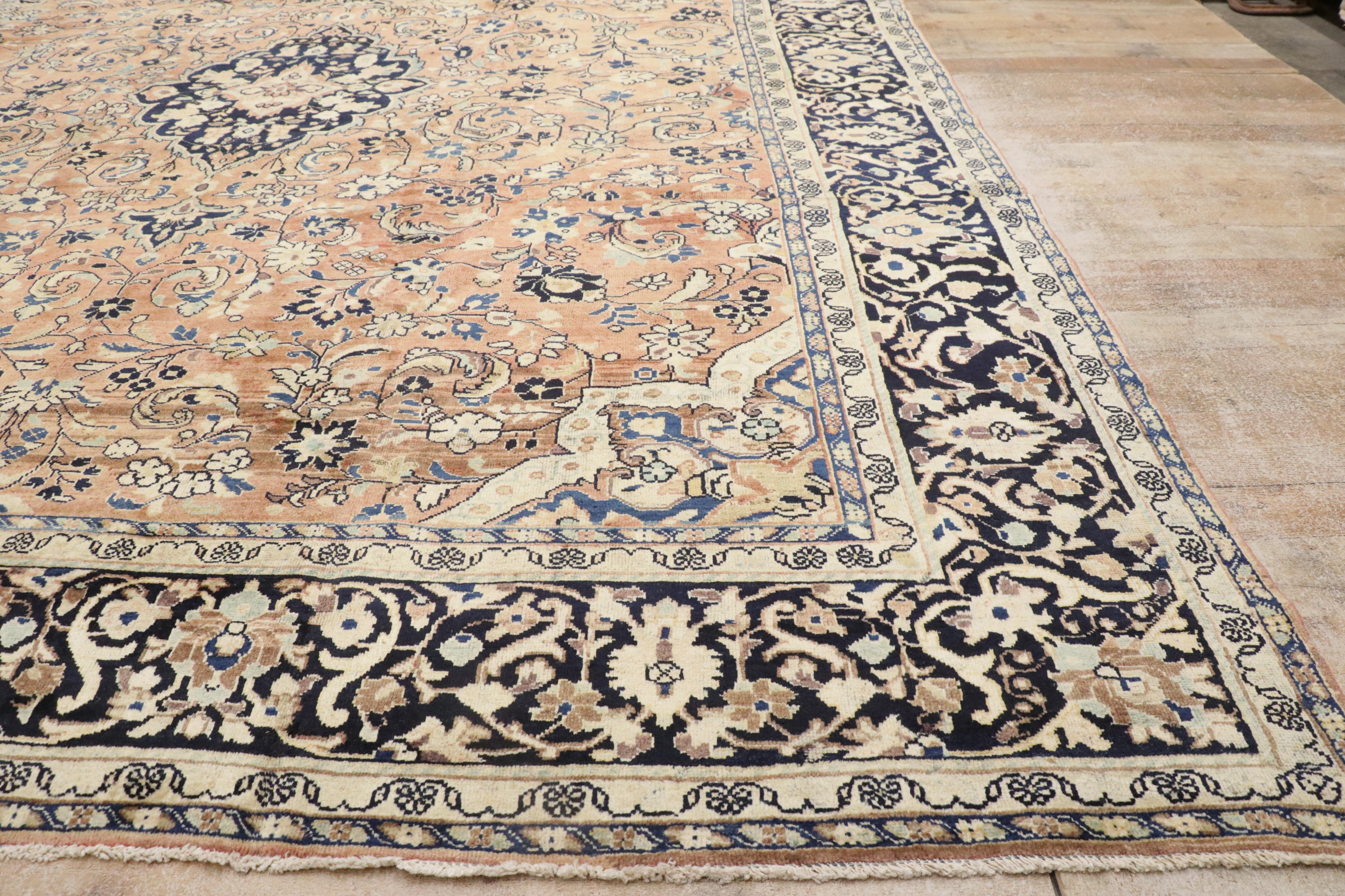 The Gilded Garden: A Vintage Persian Mahal Masterpiece of Sublime Refinement For Sale 6