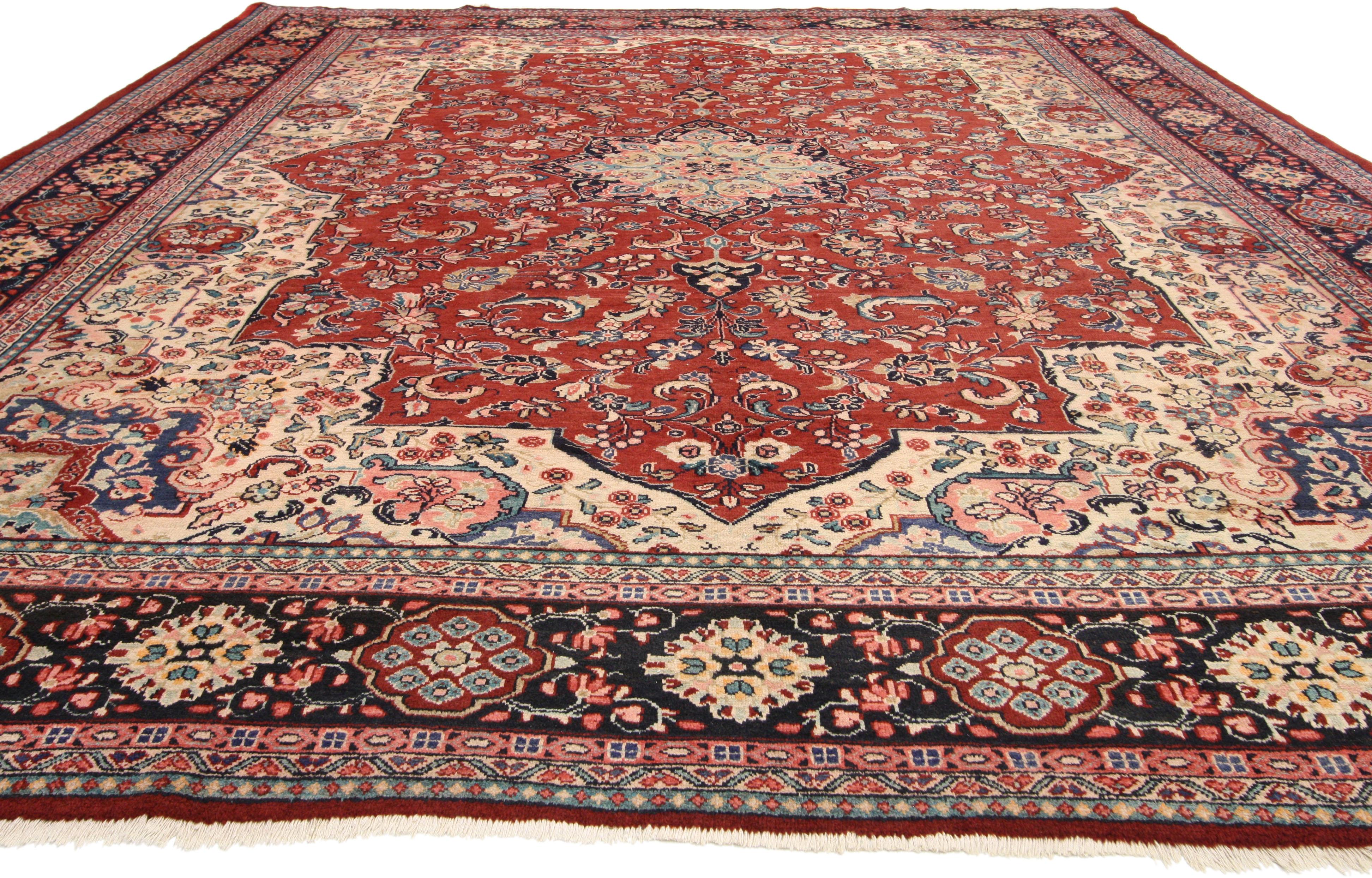 Romantic Vintage Persian Mahal Rug with Old World French Victorian Style