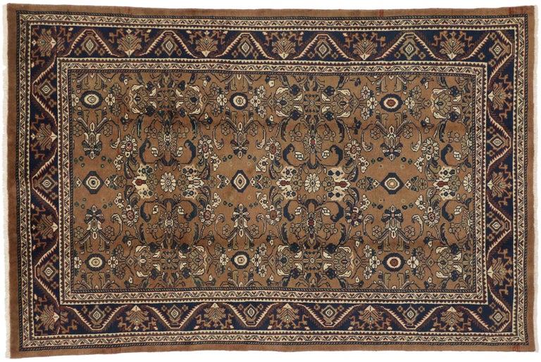 Vintage Persian Mahal Rug with Traditional Style For Sale at 1stDibs