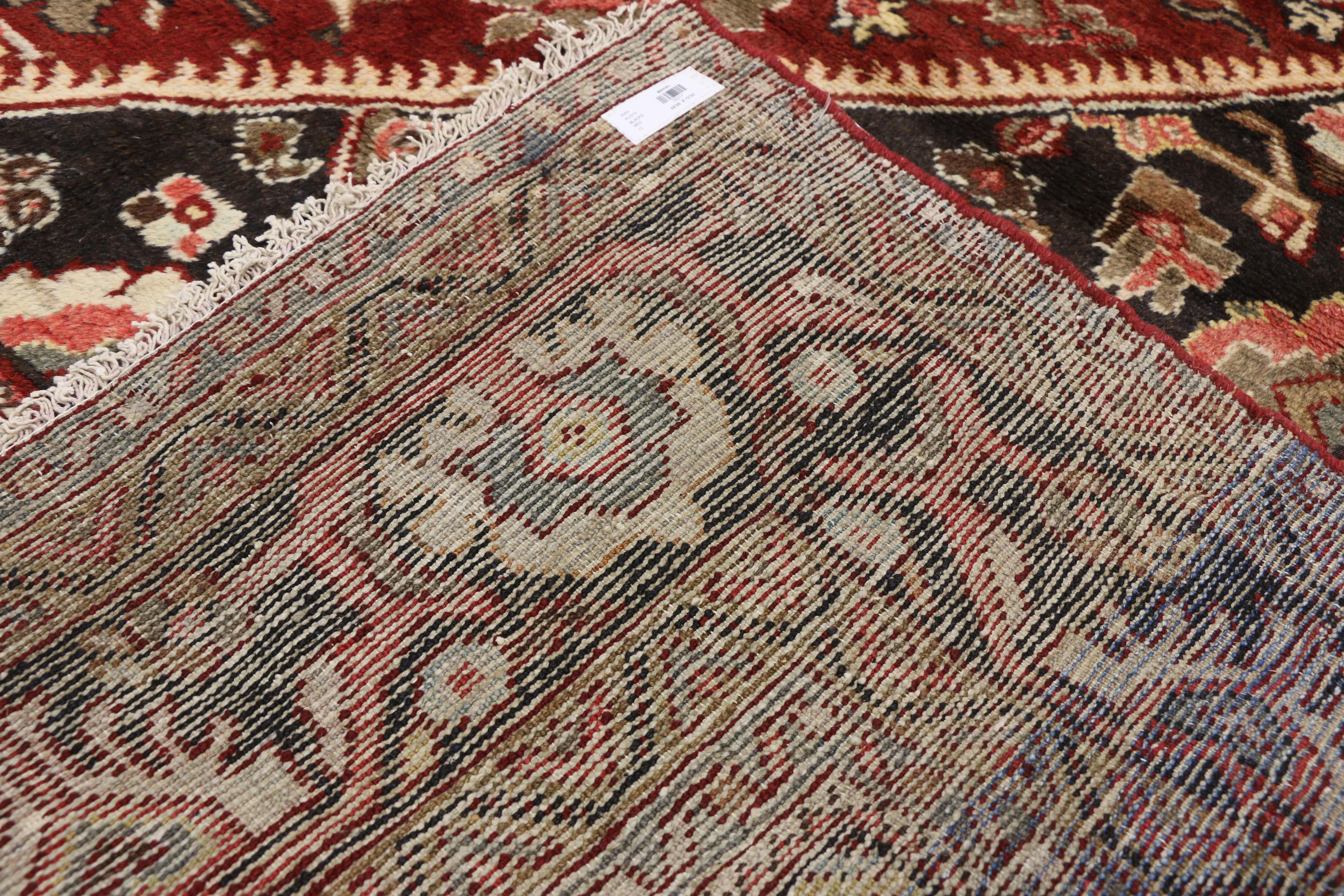 Hand-Knotted Vintage Persian Mahal Rug with English Traditional Style For Sale
