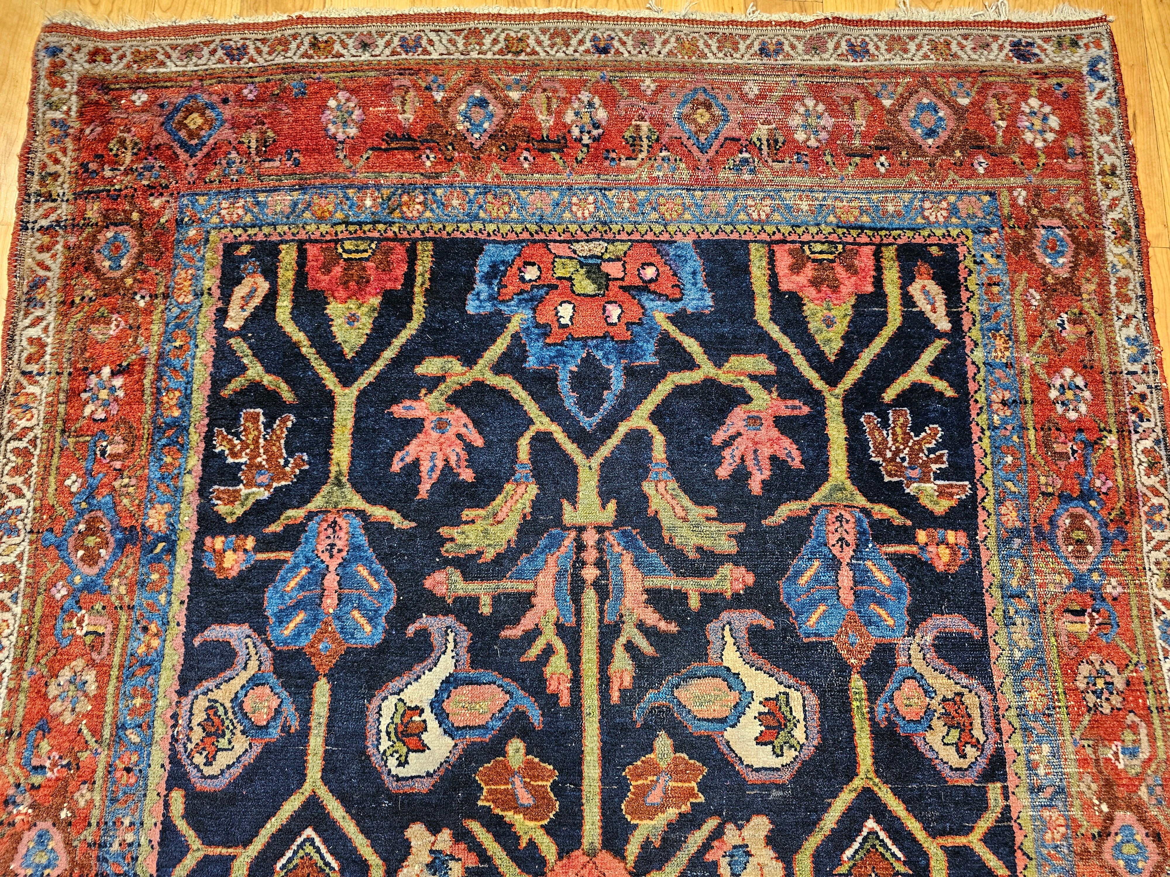 Persischer Mahal Sultanabad-Teppich im Allover-Muster in Marineblau, Grün, Rot (Pflanzlich gefärbt) im Angebot