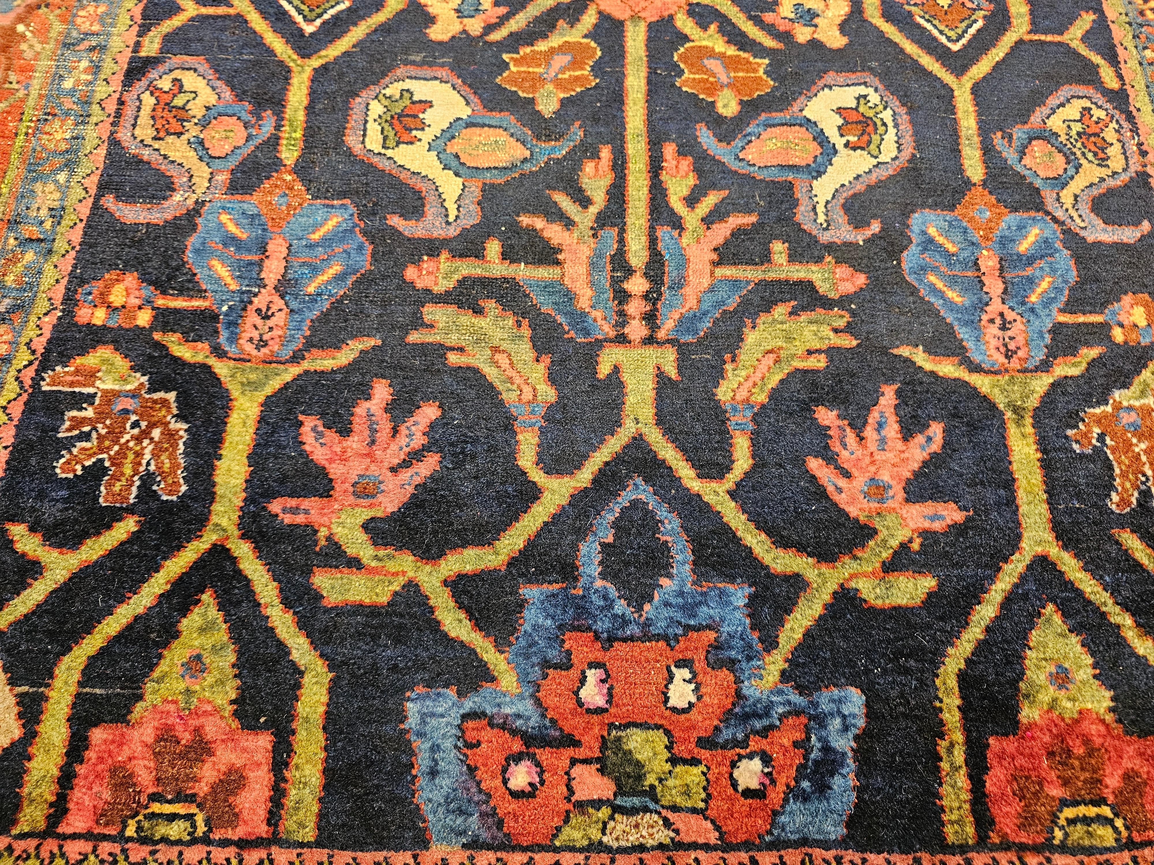 Persischer Mahal Sultanabad-Teppich im Allover-Muster in Marineblau, Grün, Rot im Angebot 3