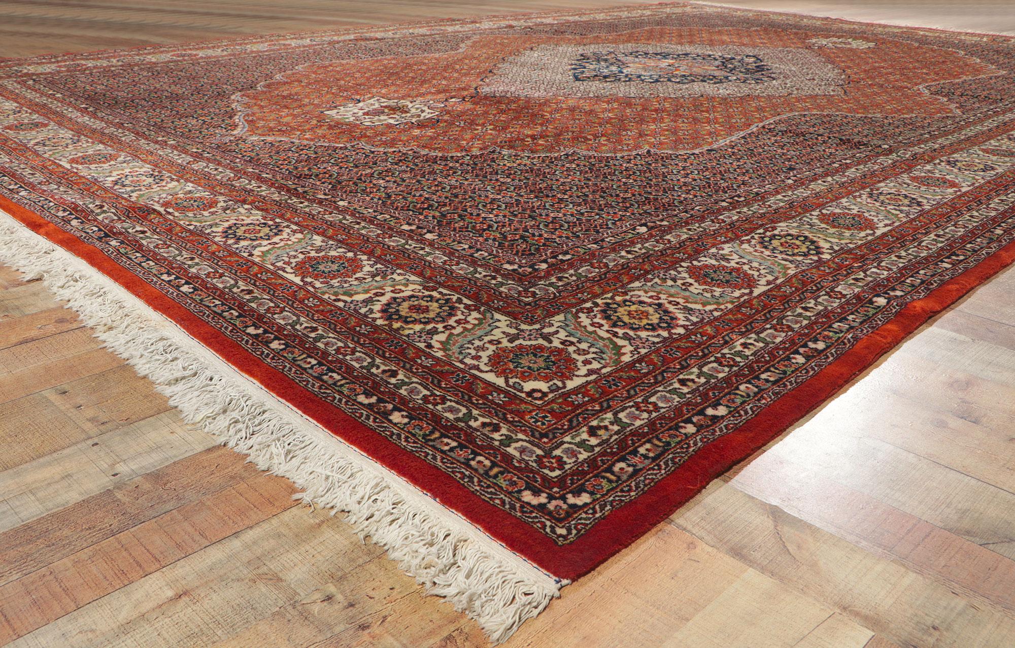 Persischer Mahi-Tabriz-Teppich im Vintage-Stil, 11'11 x 17'08 im Angebot 1