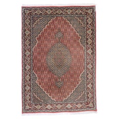 Tappeto persiano vintage Mahi Tabriz con stile neoclassico vittoriano