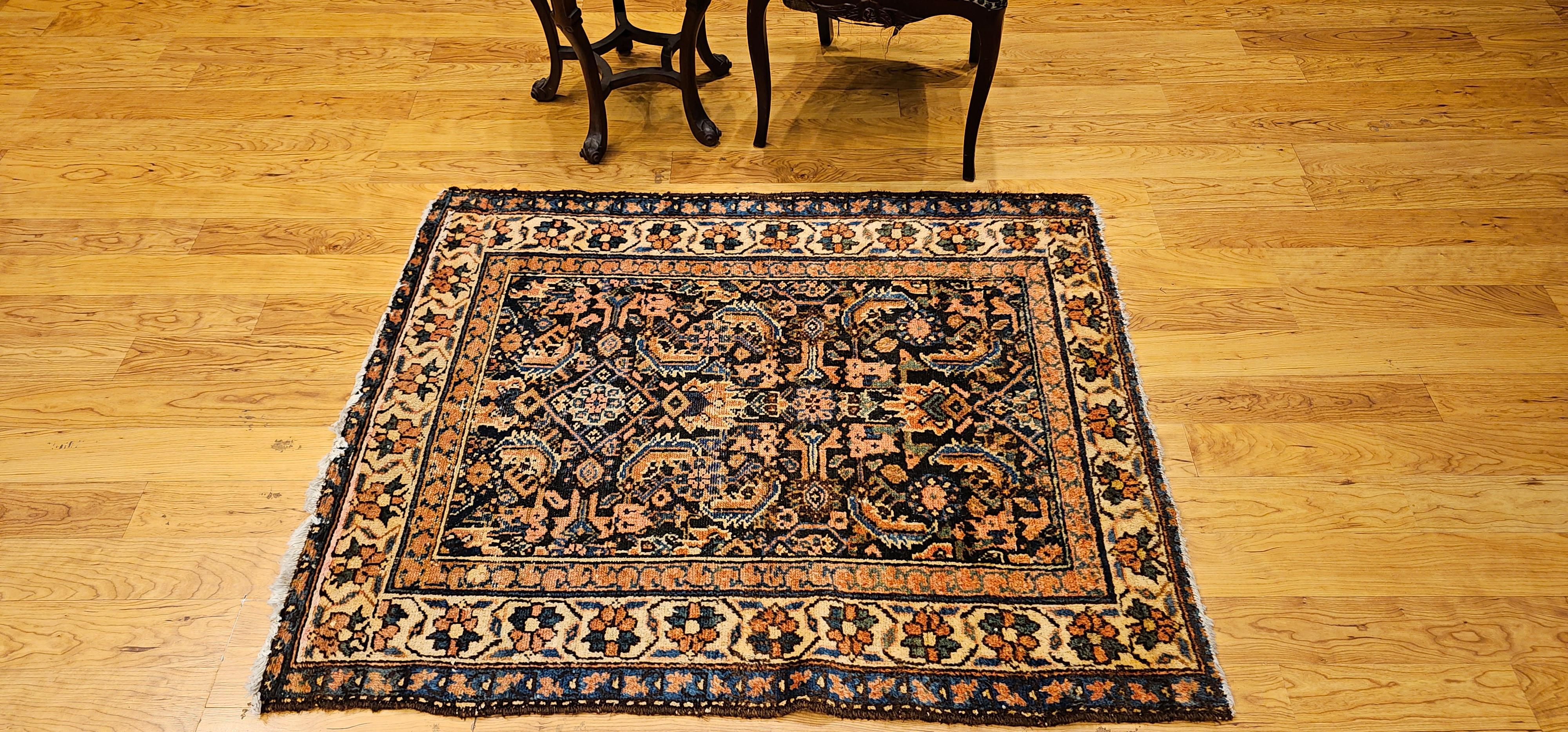 Vintage Persian Malayer Teppich in einem Allover-Muster in Marine, Elfenbein, Blau im Angebot 6