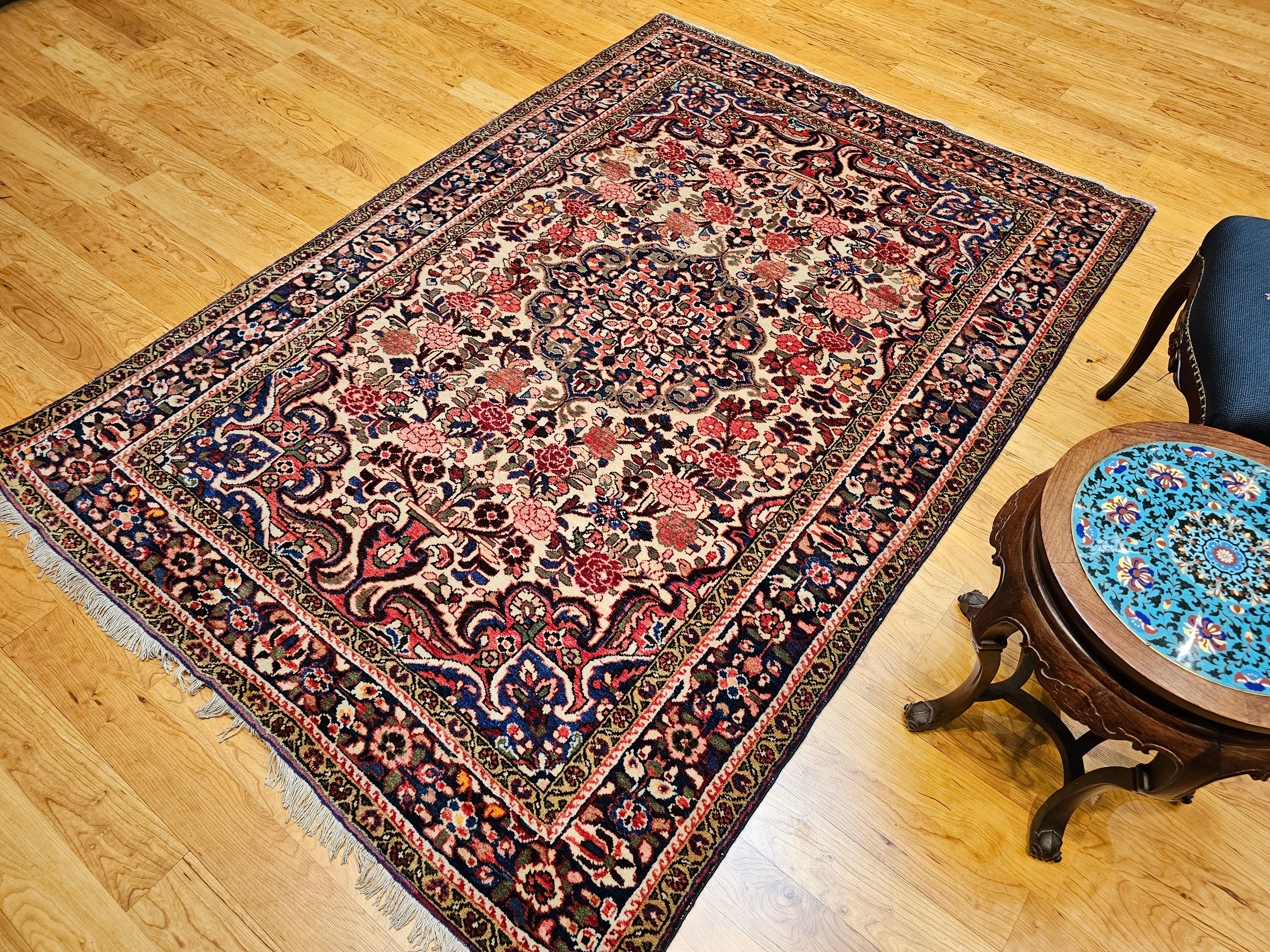 Handgeknüpfter persischer Vintage-Teppich mit Blumenmuster in Rot, Rosa, Blau und Blau im Angebot 5
