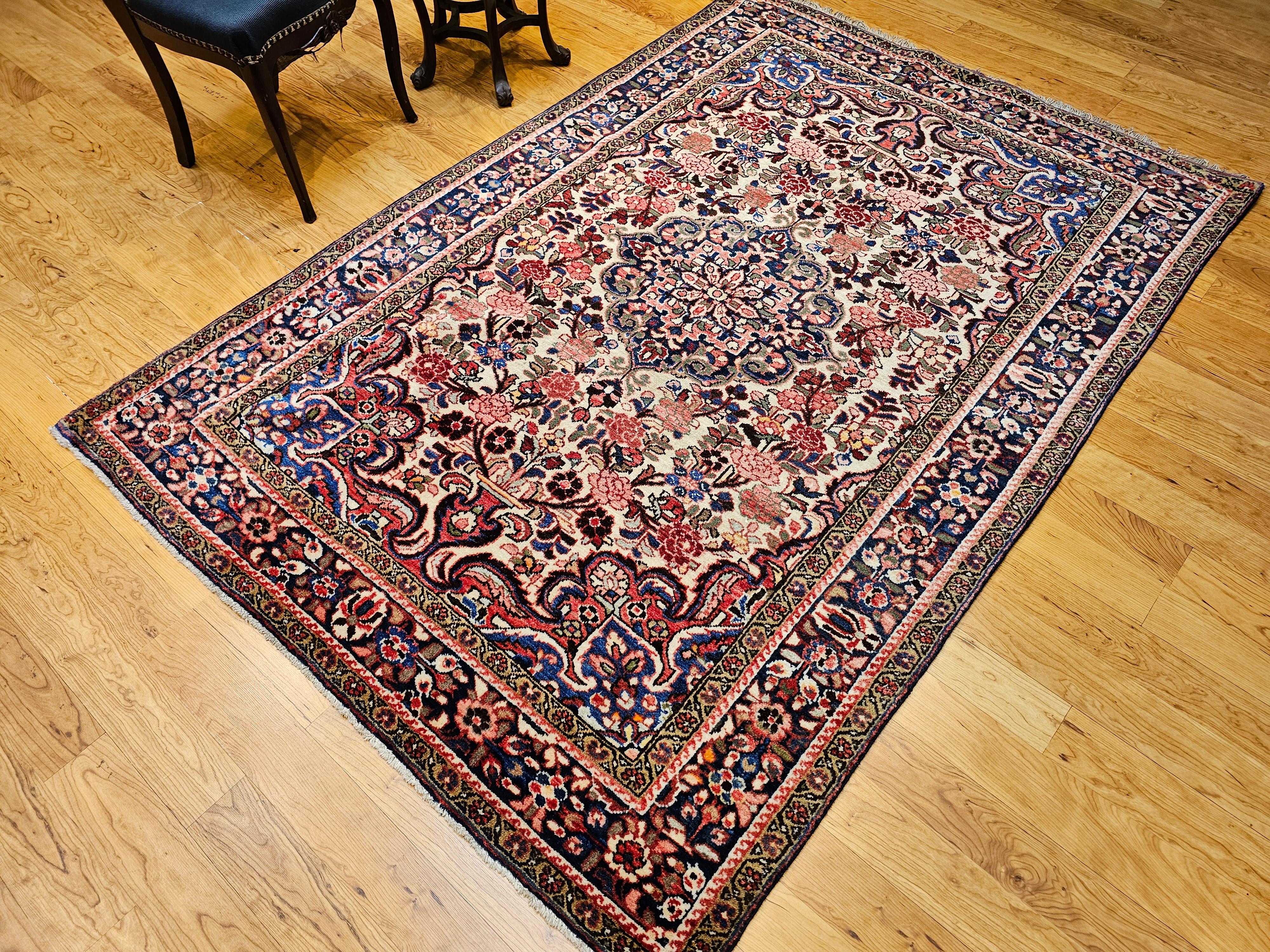 Handgeknüpfter persischer Vintage-Teppich mit Blumenmuster in Rot, Rosa, Blau und Blau im Angebot 8