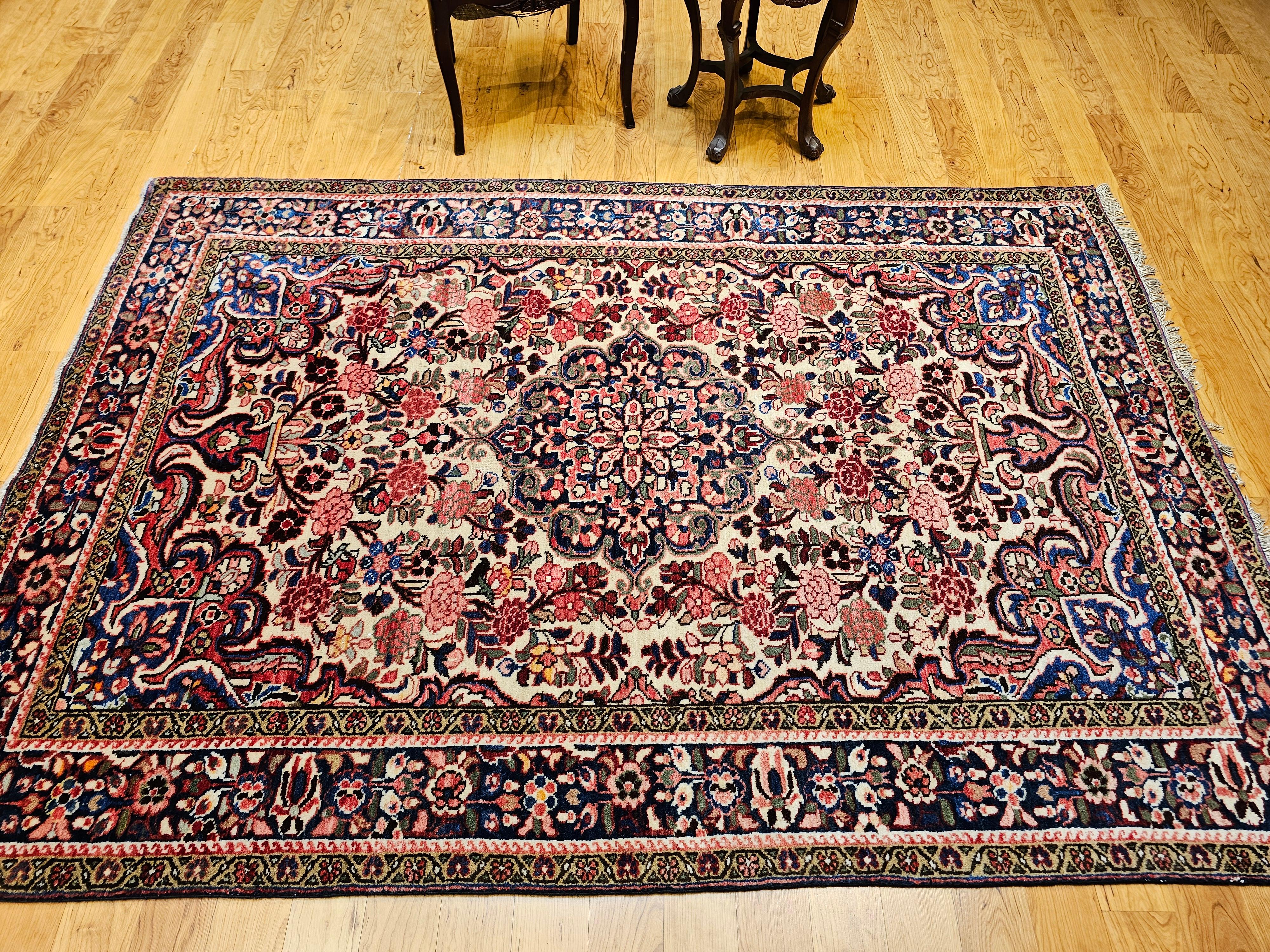 Handgeknüpfter persischer Vintage-Teppich mit Blumenmuster in Rot, Rosa, Blau und Blau im Angebot 9