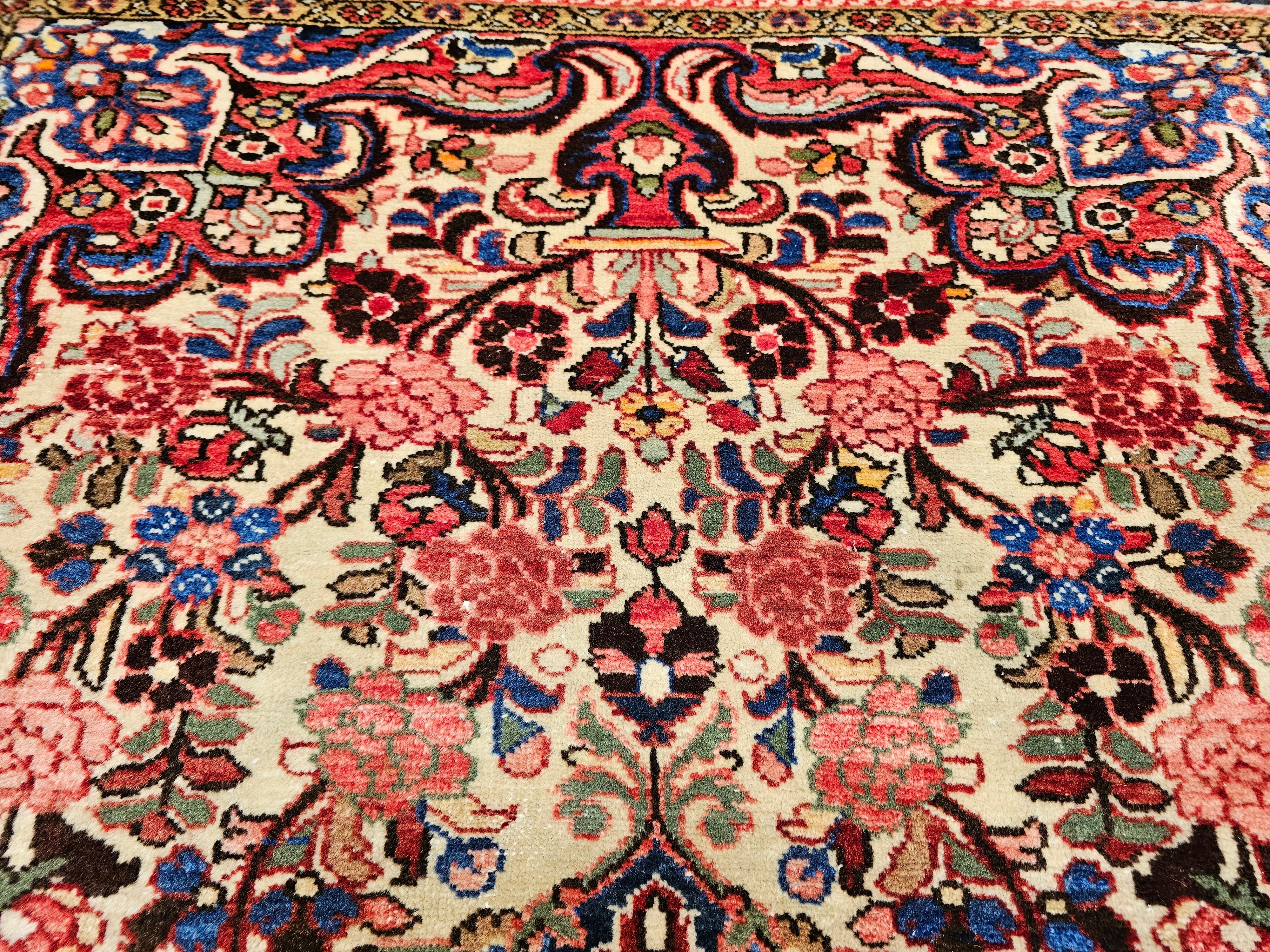 Handgeknüpfter persischer Vintage-Teppich mit Blumenmuster in Rot, Rosa, Blau und Blau im Angebot 2