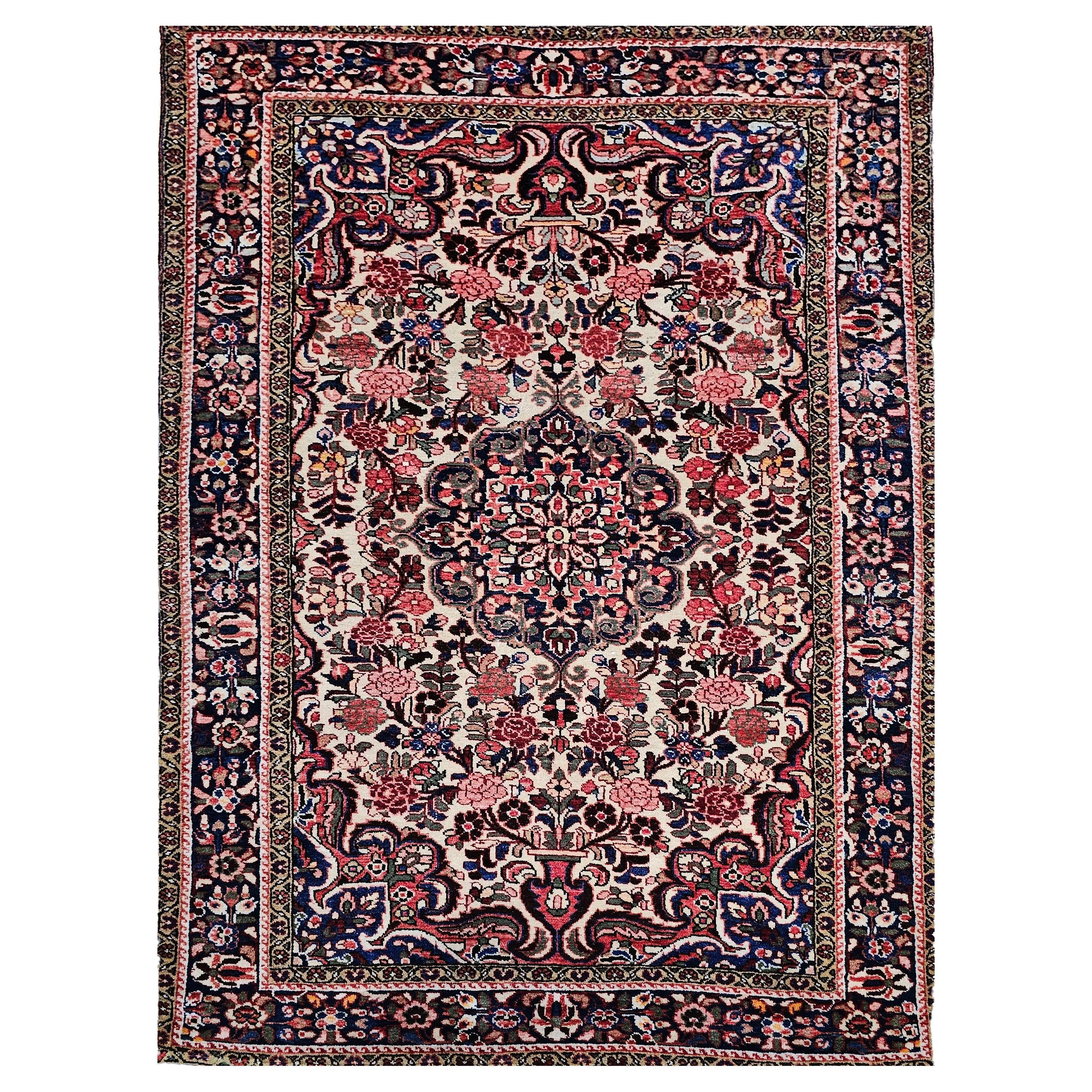 Handgeknüpfter persischer Vintage-Teppich mit Blumenmuster in Rot, Rosa, Blau und Blau