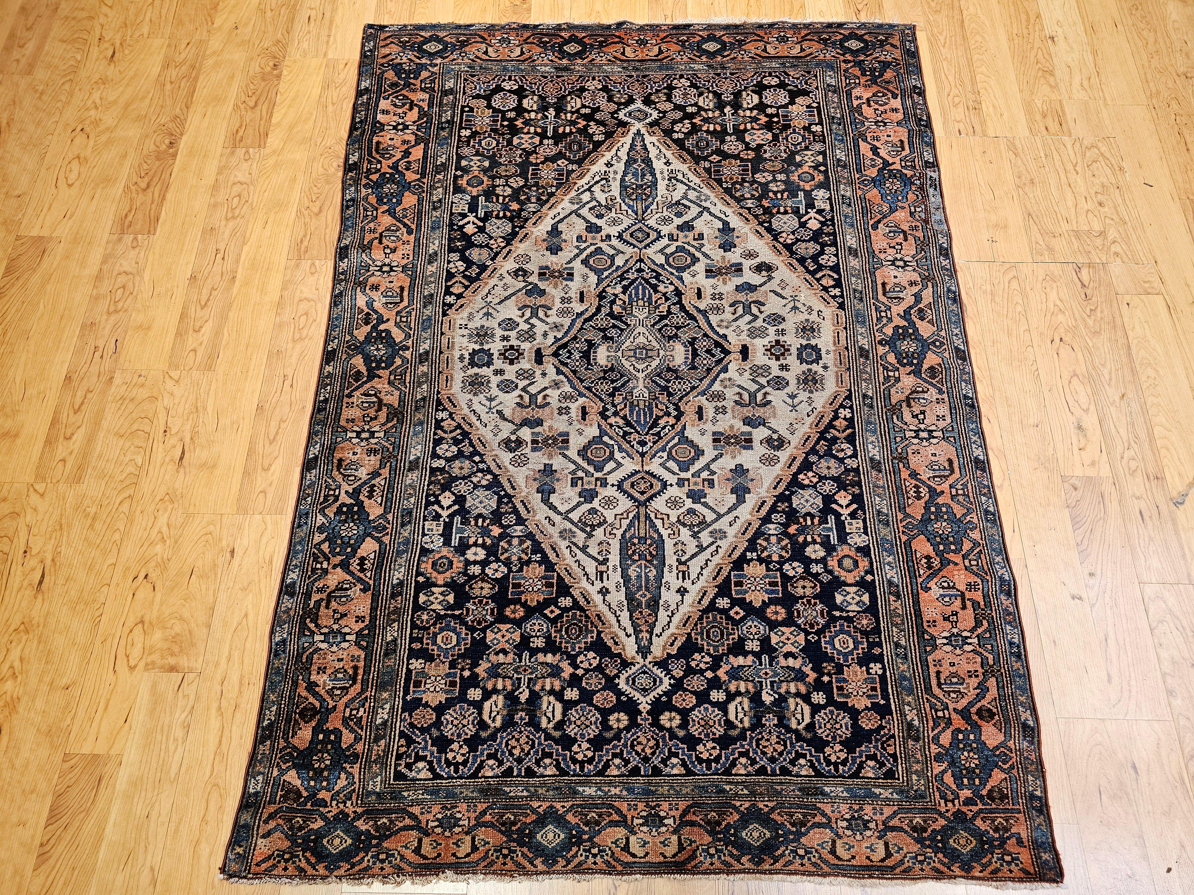 Persischer Malayer-Teppich im Vintage-Stil mit geometrischem Medaillon-Muster (Pflanzlich gefärbt) im Angebot