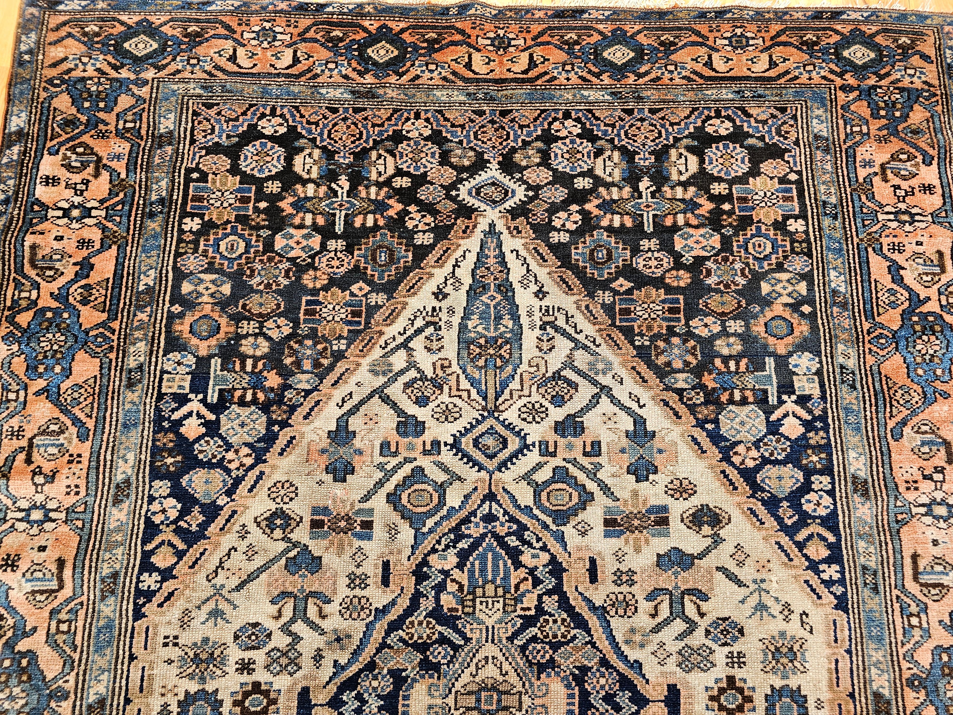 Persischer Malayer-Teppich im Vintage-Stil mit geometrischem Medaillon-Muster (Wolle) im Angebot