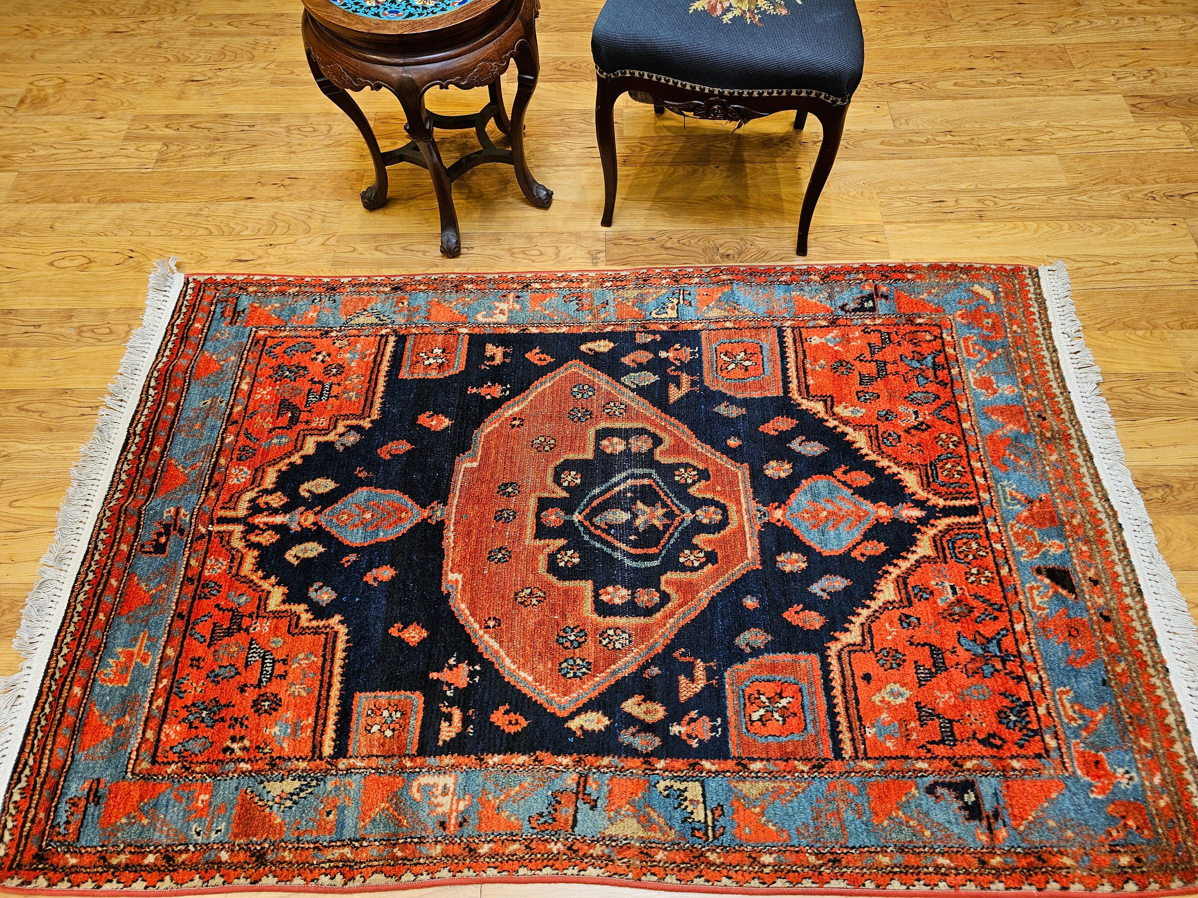 Tappeto persiano vintage Malayer con disegno a medaglione in blu navy e turchese in vendita 10