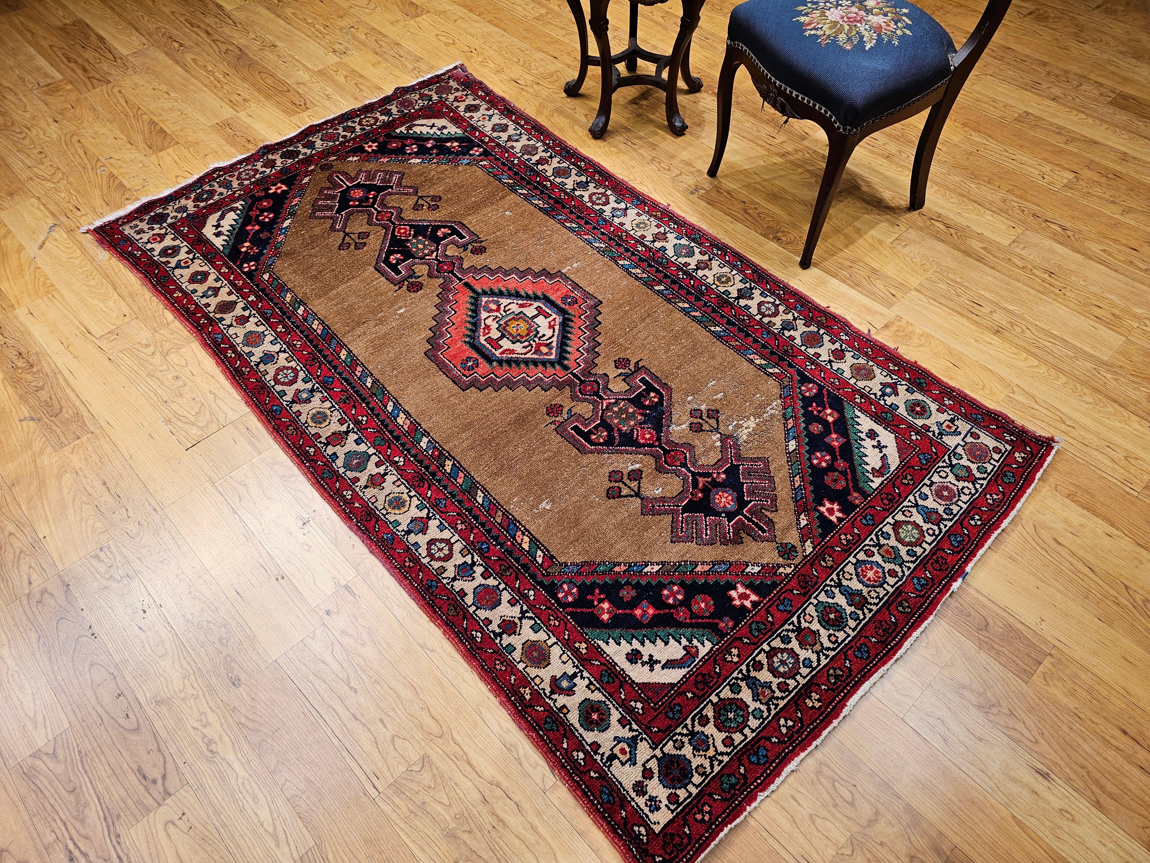 Persischer Malayer-Teppich aus Kamelienhaar, Vintage im Angebot 5