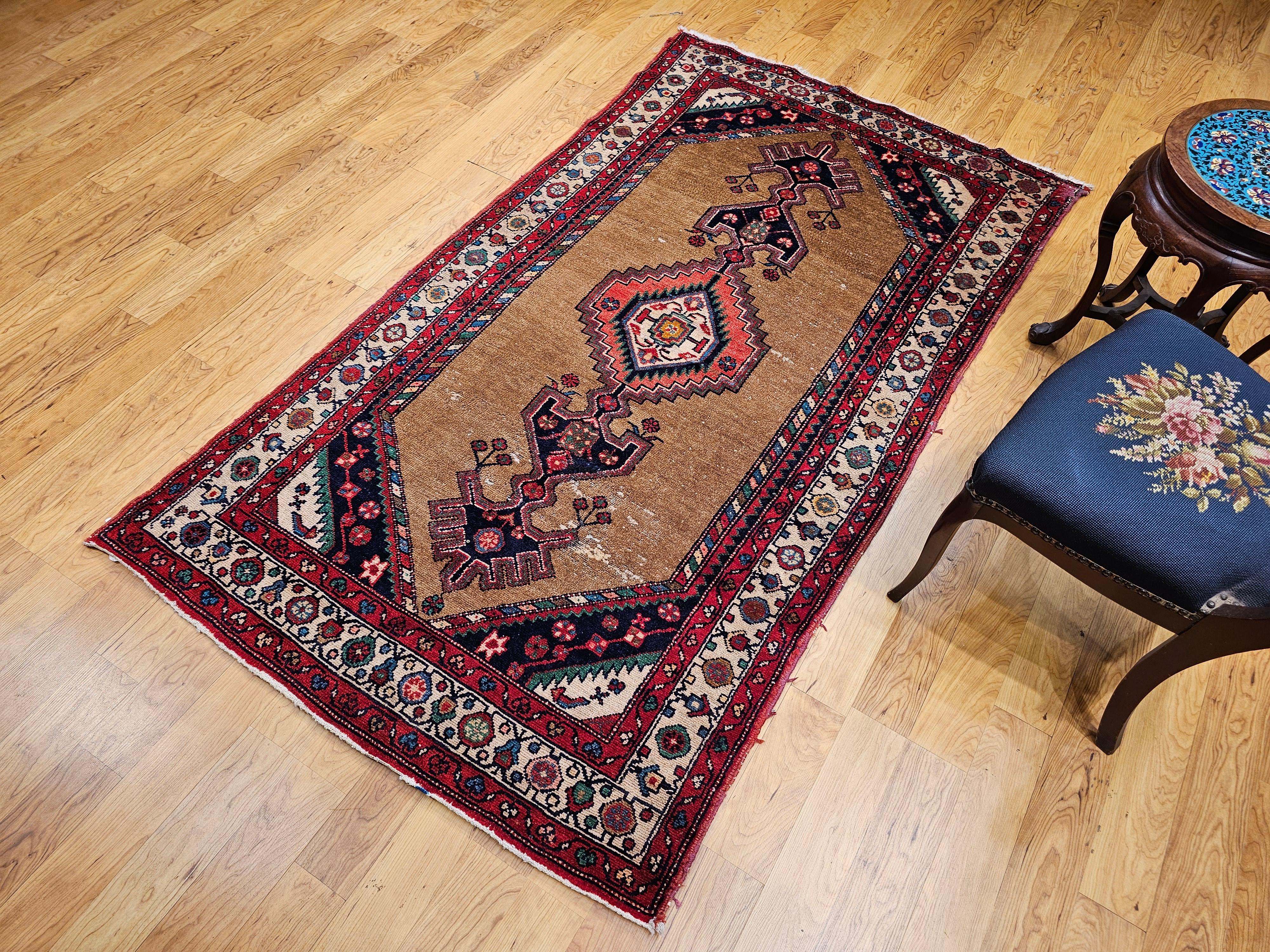 Persischer Malayer-Teppich aus Kamelienhaar, Vintage im Angebot 7