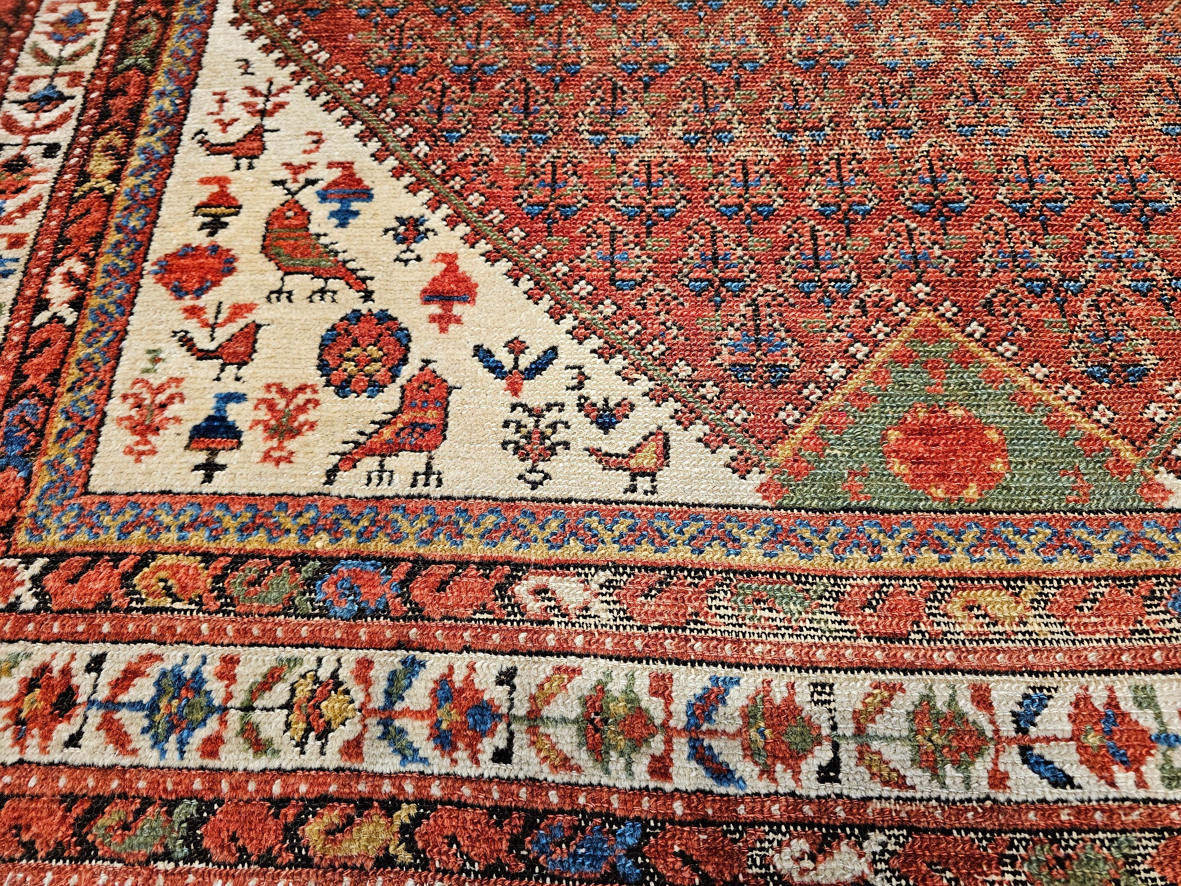 Malayer persa vintage con estampado de cachemira en burdeos, marfil y azul siglo XX en venta