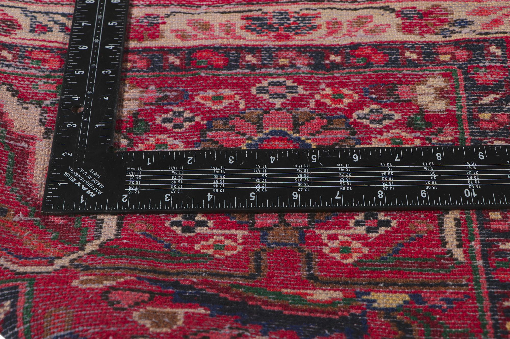Vintage Persian Malayer Rug In Good Condition For Sale In Dallas, TX