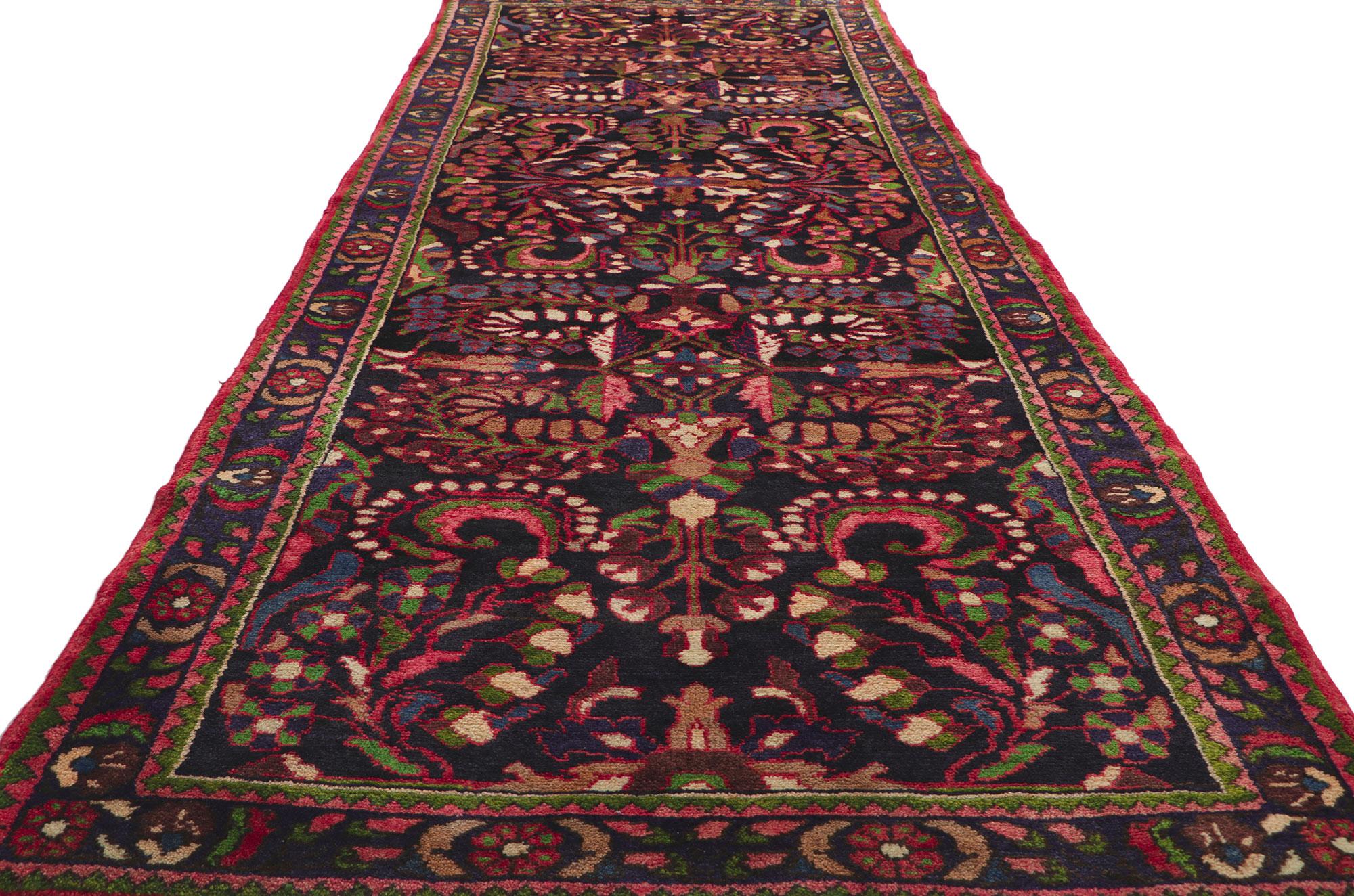 Vintage Persian Malayer Rug, Timeless Elegance Meets Whimsical Sophistication In Good Condition For Sale In Dallas, TX