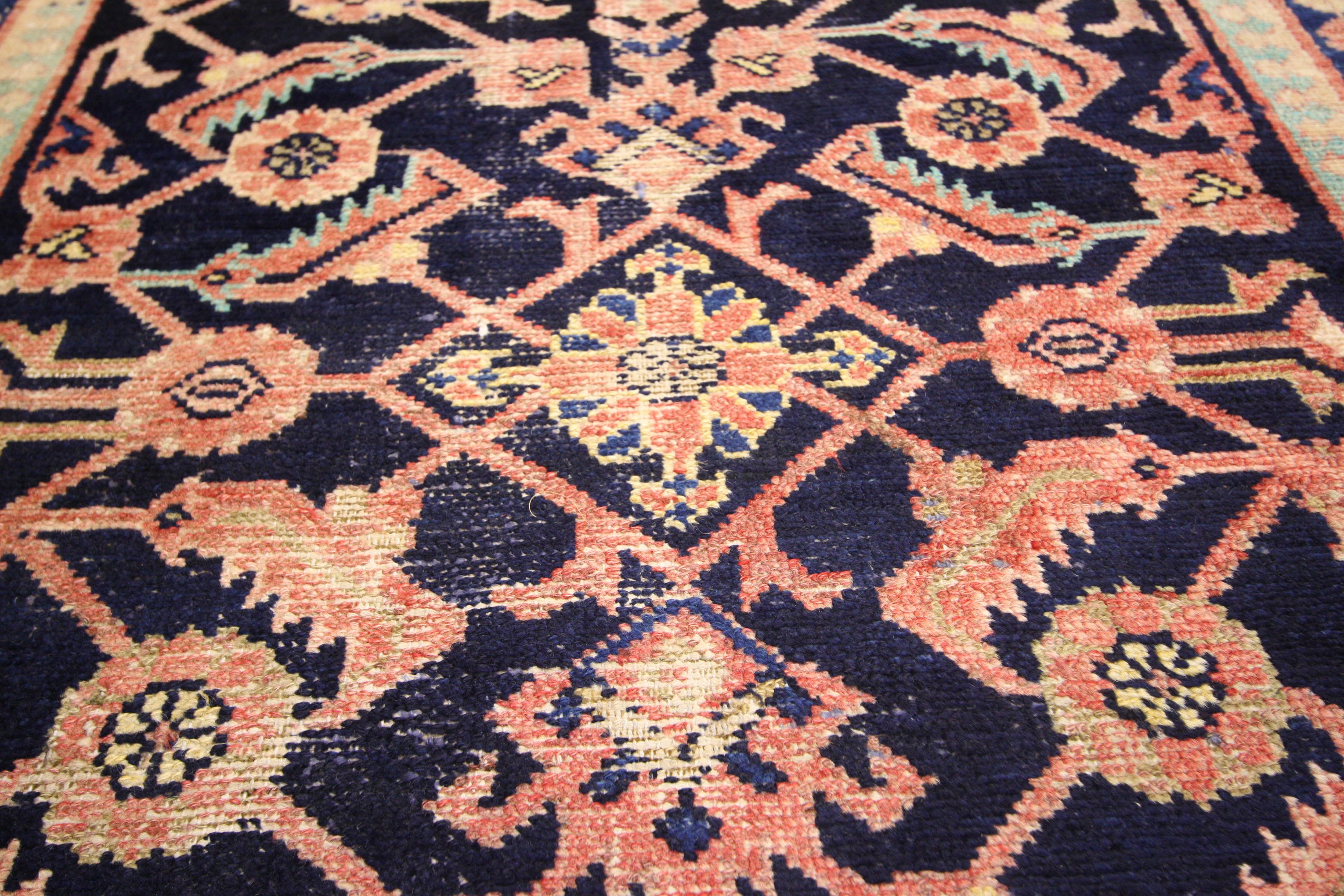 Vintage Persian Malayer Carpet For Sale 2