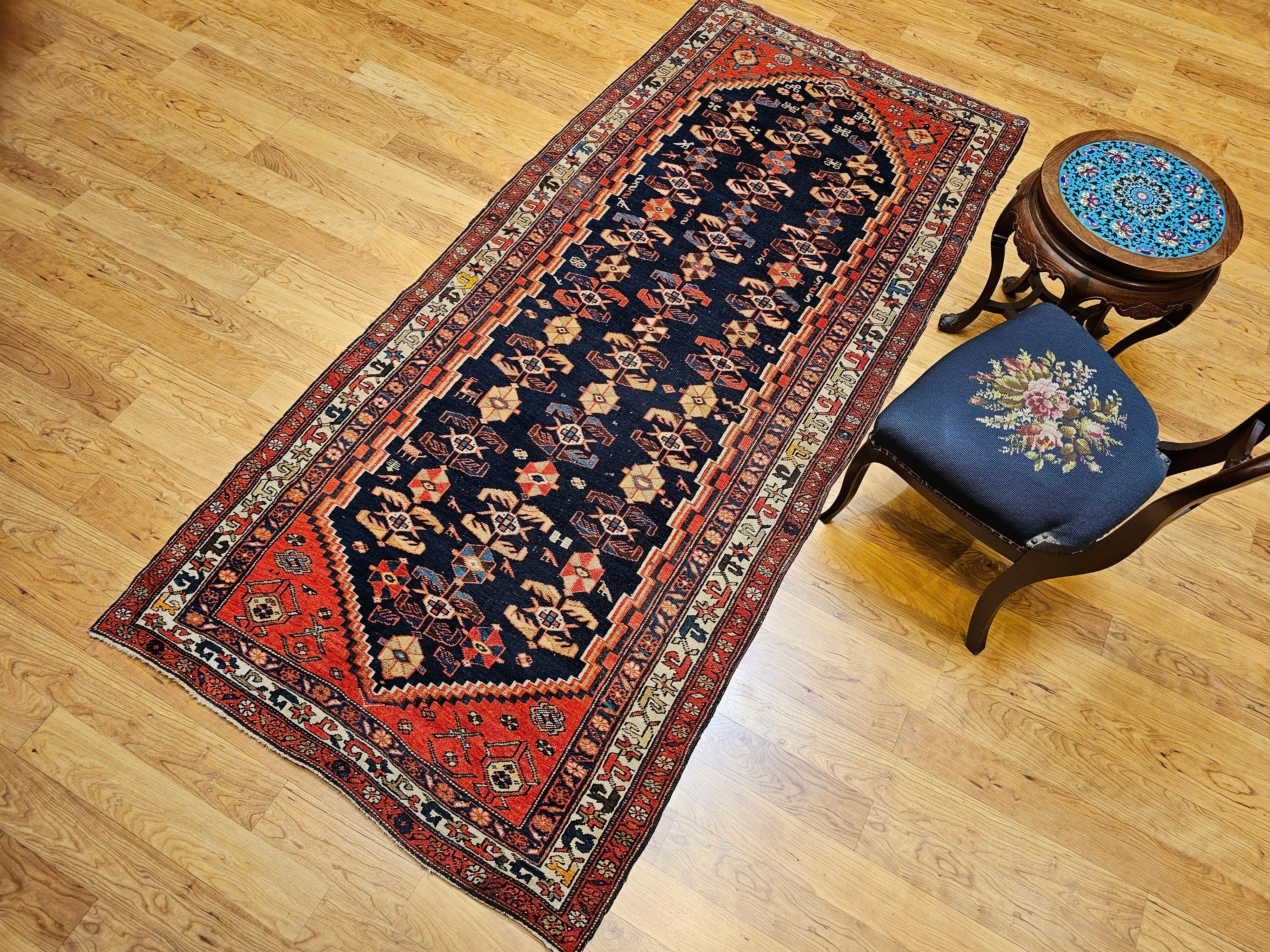 Tapis de couloir persan Malayer large à motif sur toute sa surface en vente 3