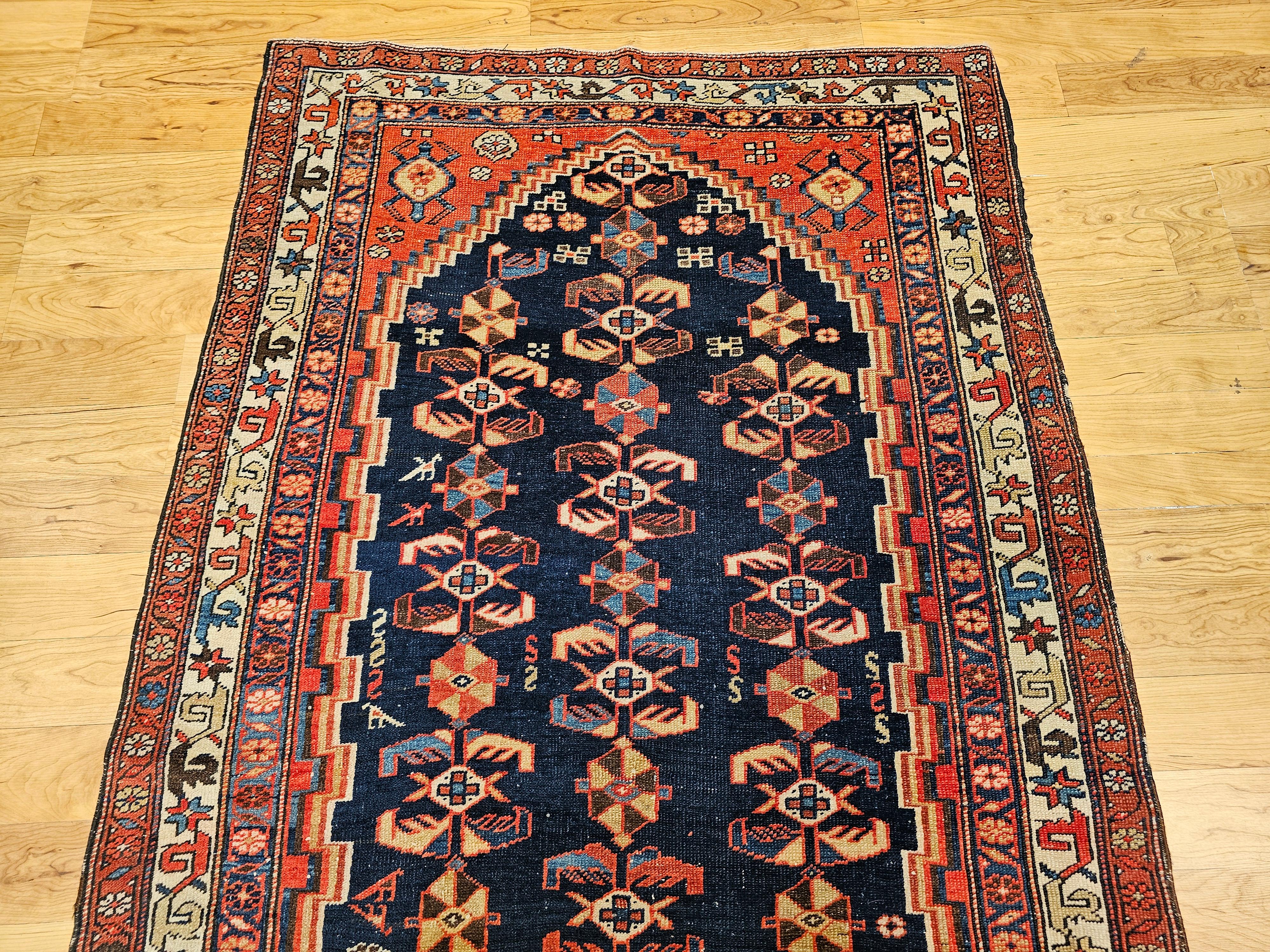 Tapis de couloir persan Malayer large à motif sur toute sa surface Bon état - En vente à Barrington, IL