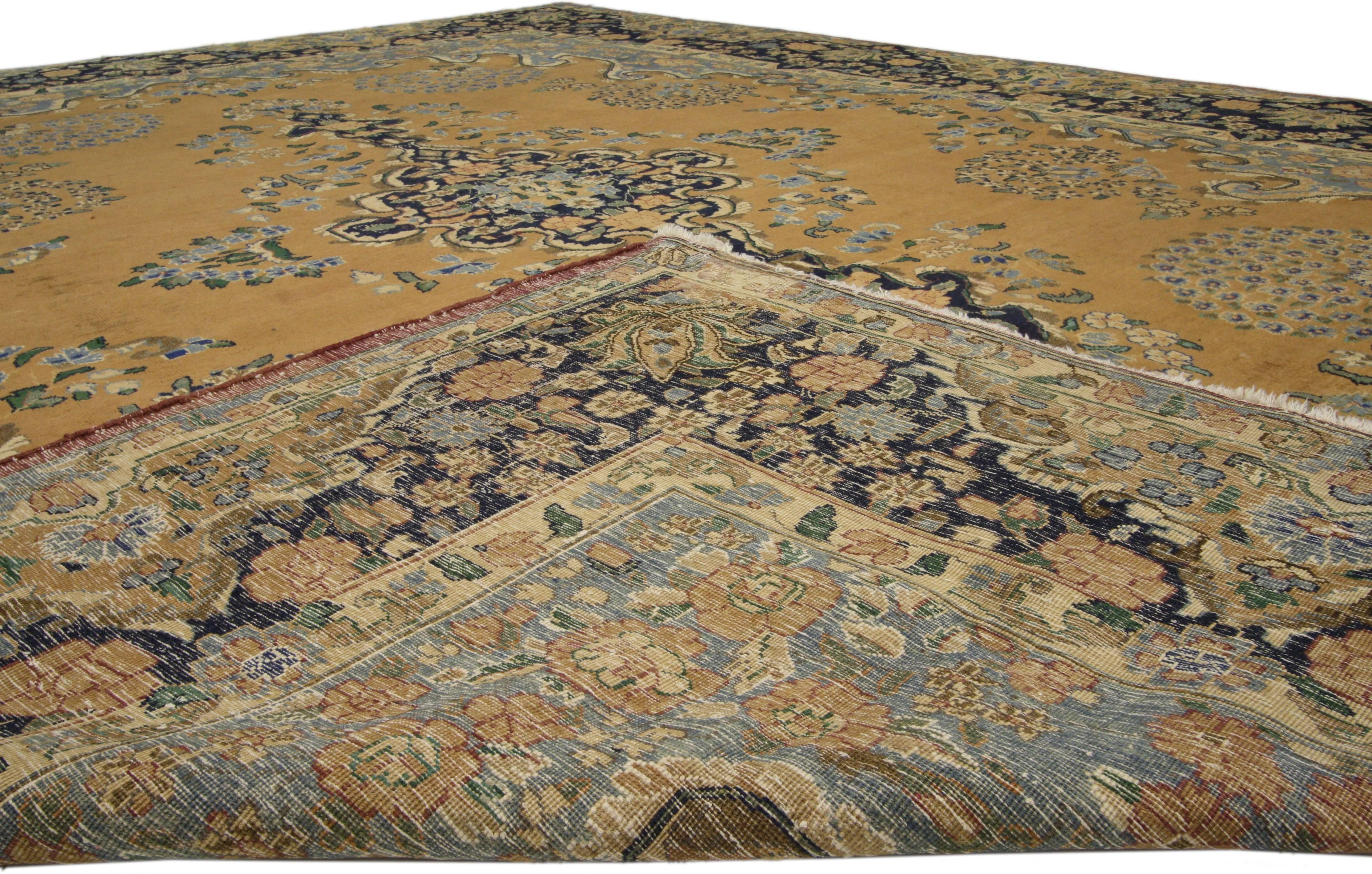 Tapis persan vintage Mashhad avec arabesque style Regency baroque en vente 2