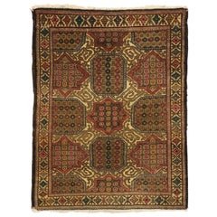 Vintage Persian Mashhad Scatter Rug with Traditional Modern Style, Accent Rug