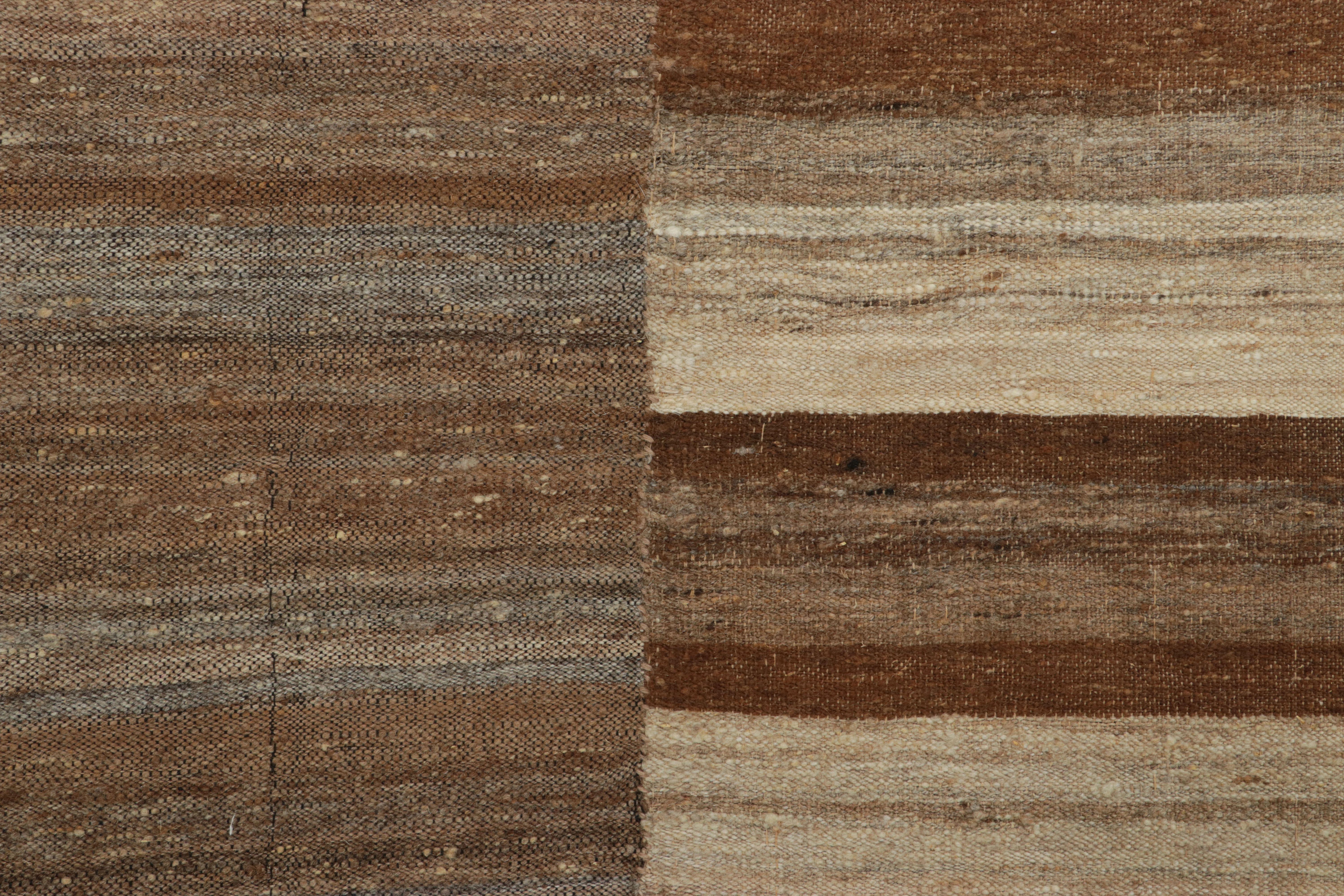 Vintage Persian Mazandaran Extra Long Kilim in Brown & Gray Stripe - Rug & Kilim (Kelim) im Angebot
